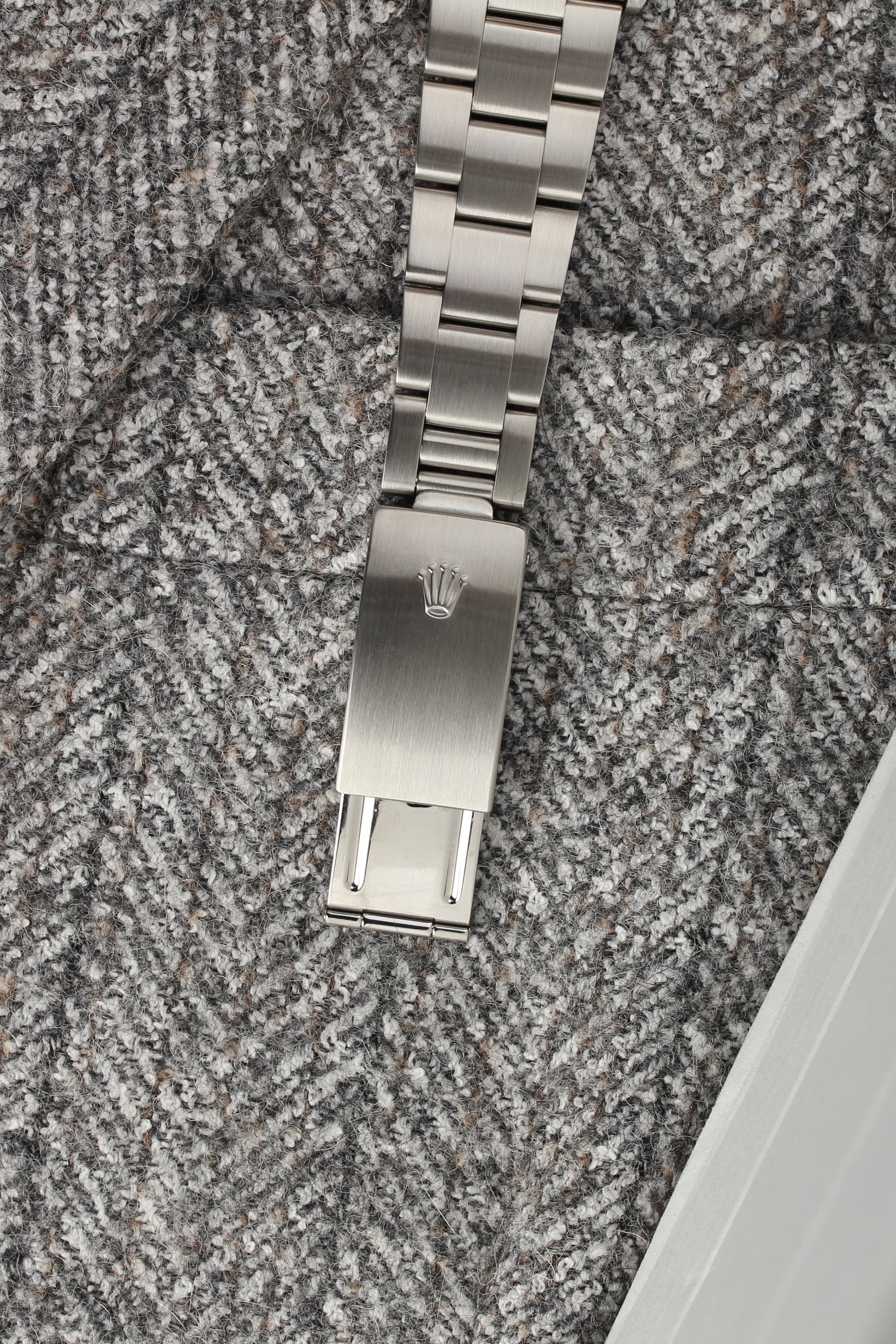 Rolex Oyster Perpetual Date 15210