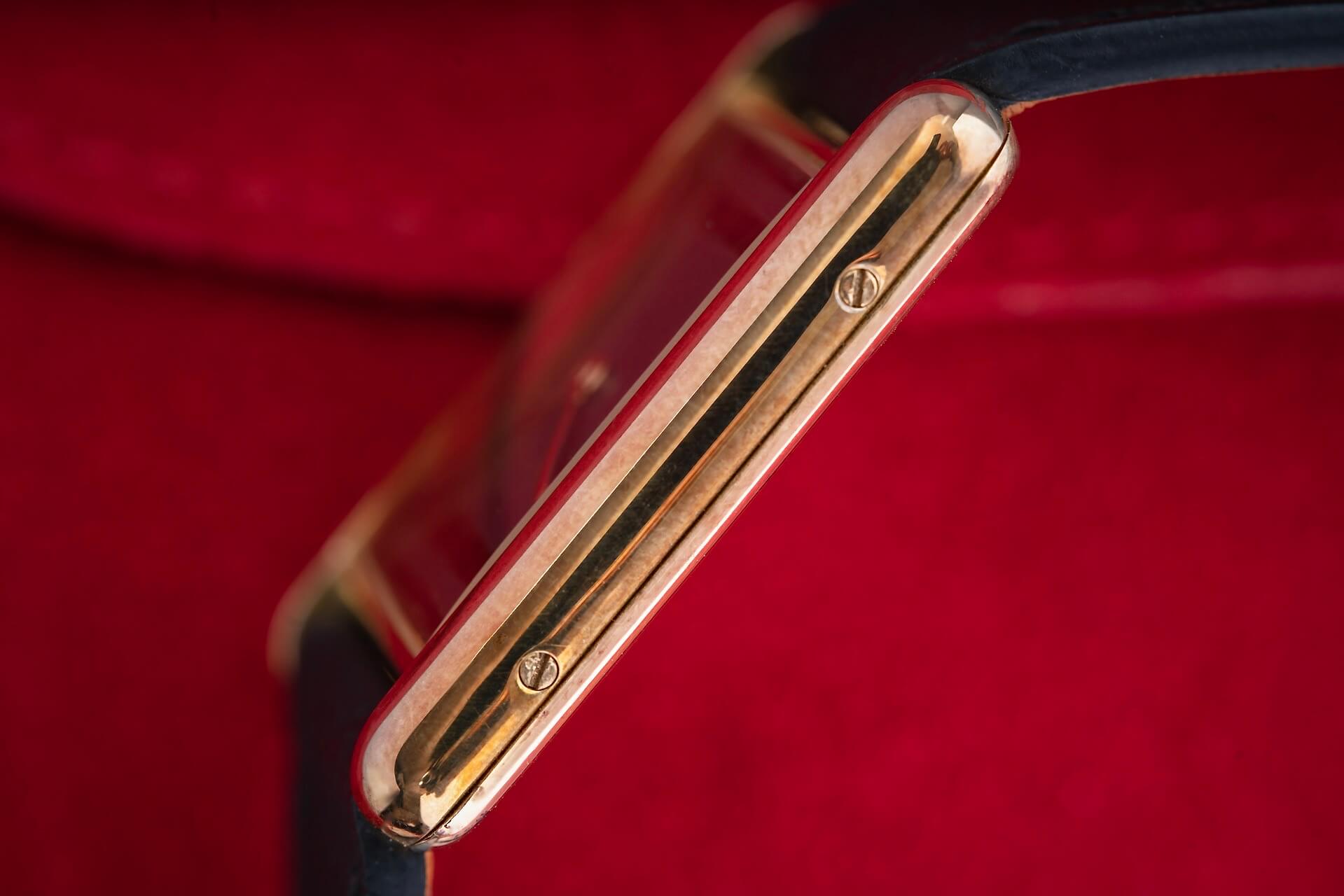 Must de Cartier Tank Medium B&P