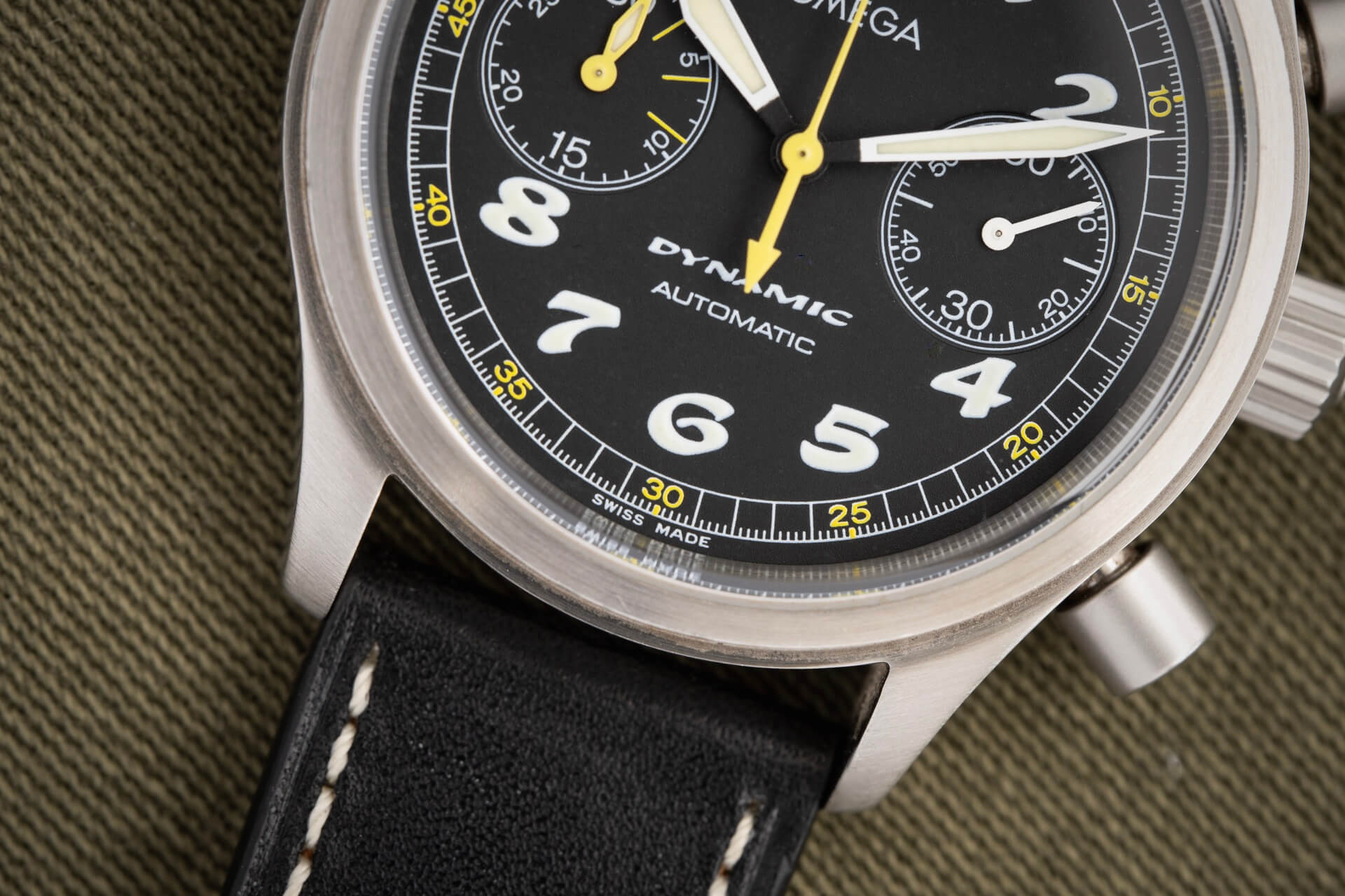 Omega Dynamic Chronograph 5240.5000 B&P
