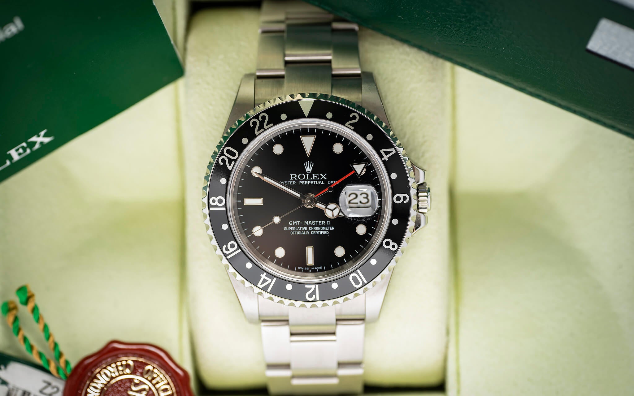 Rolex GMT-MASTER 16710 NOS & STICKERED
