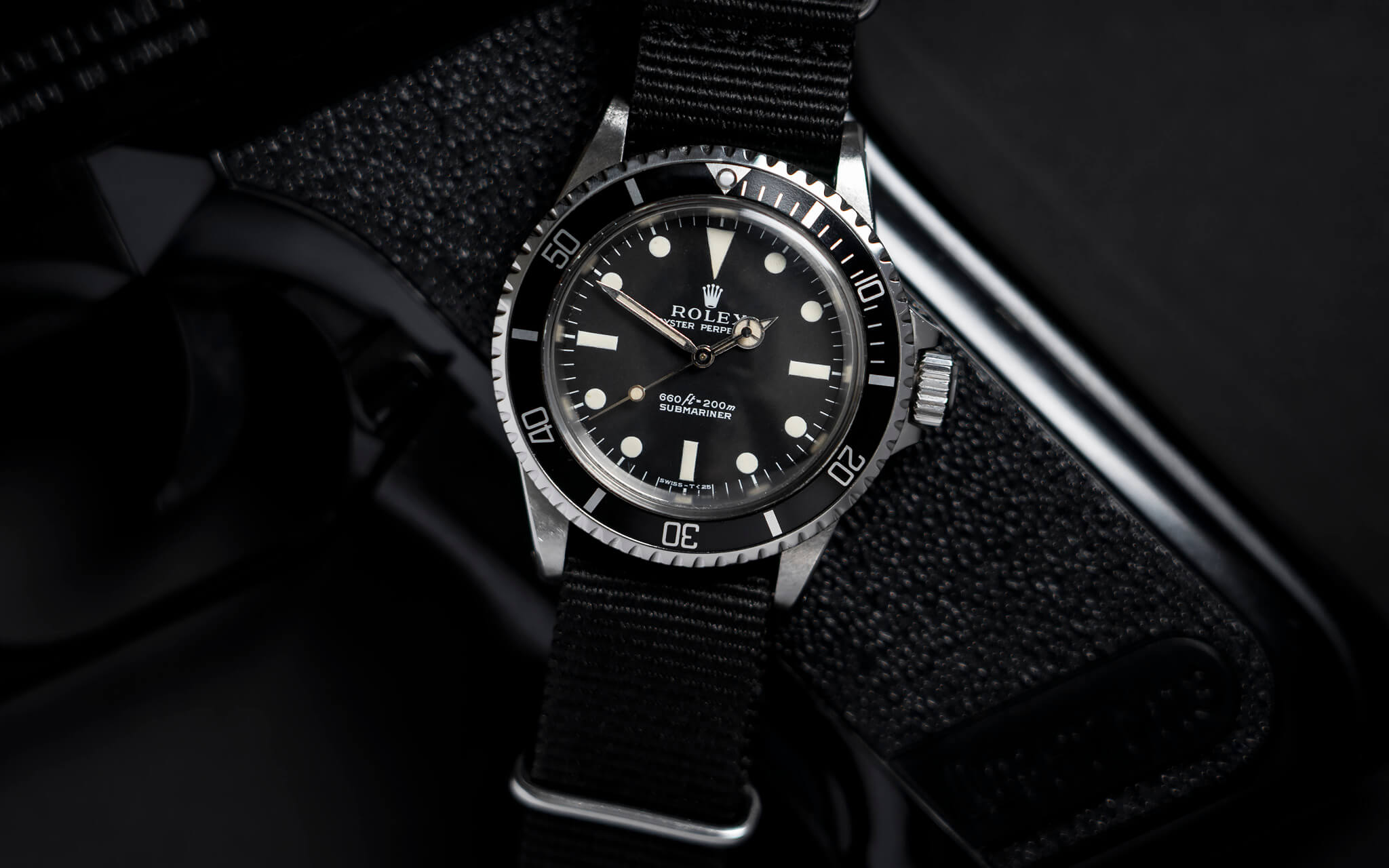 ROLEX 5513 SUBMARINER NON-SERIF DIAL