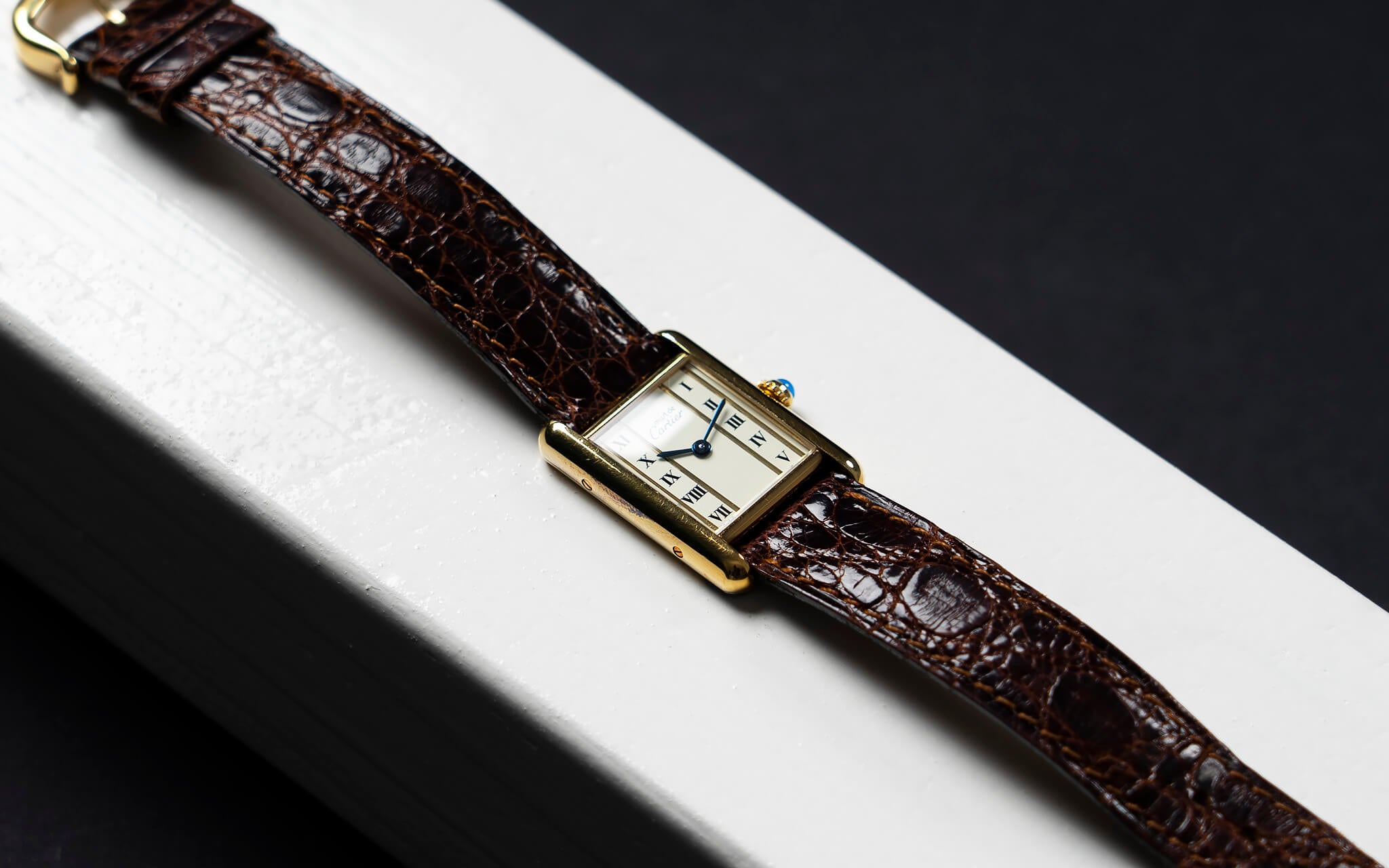 CARTIER TANK ‘ROMAN PILLAR’ DIAL