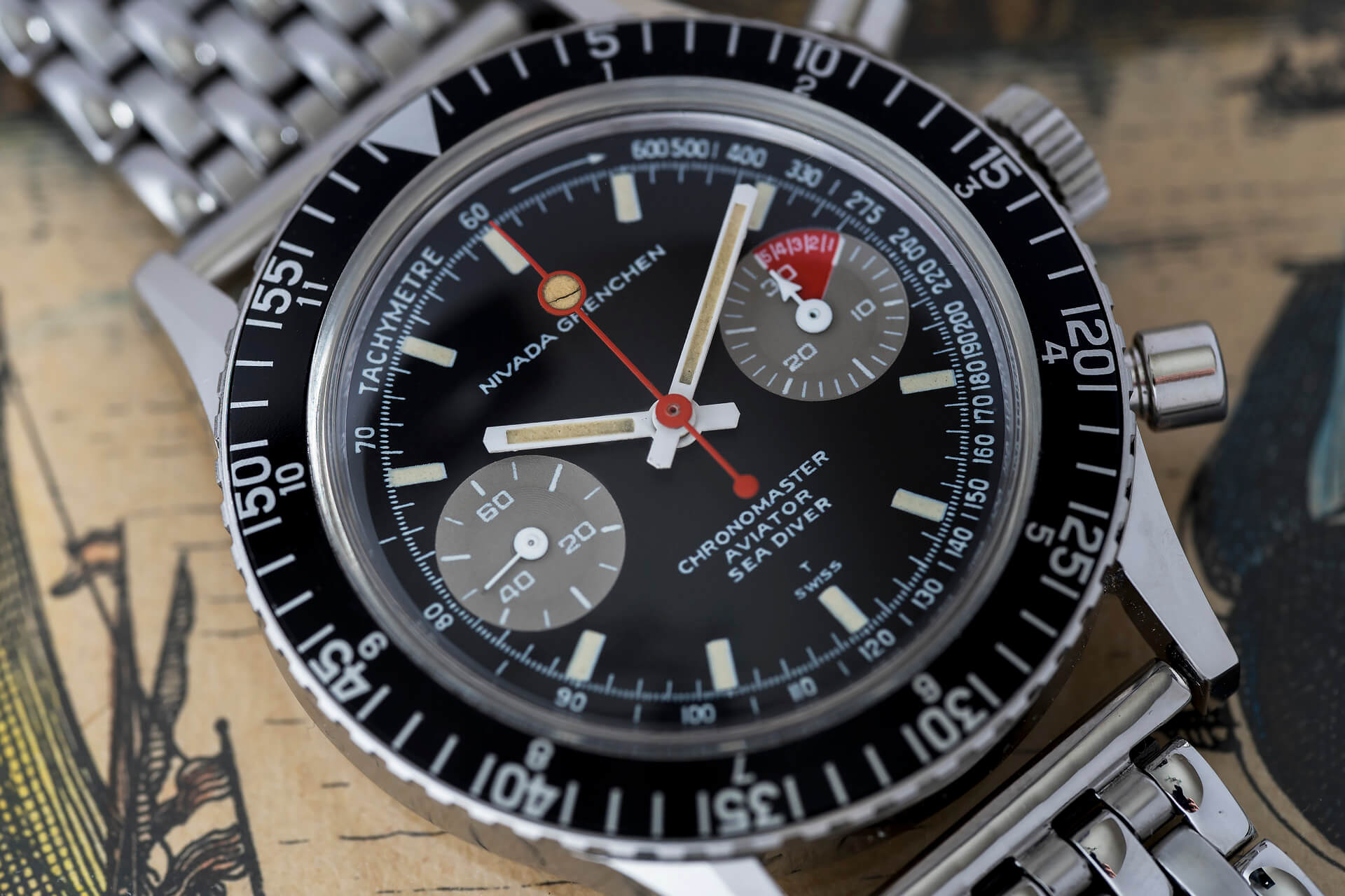 NIVADA GRENCHEN CHRONOMASTER