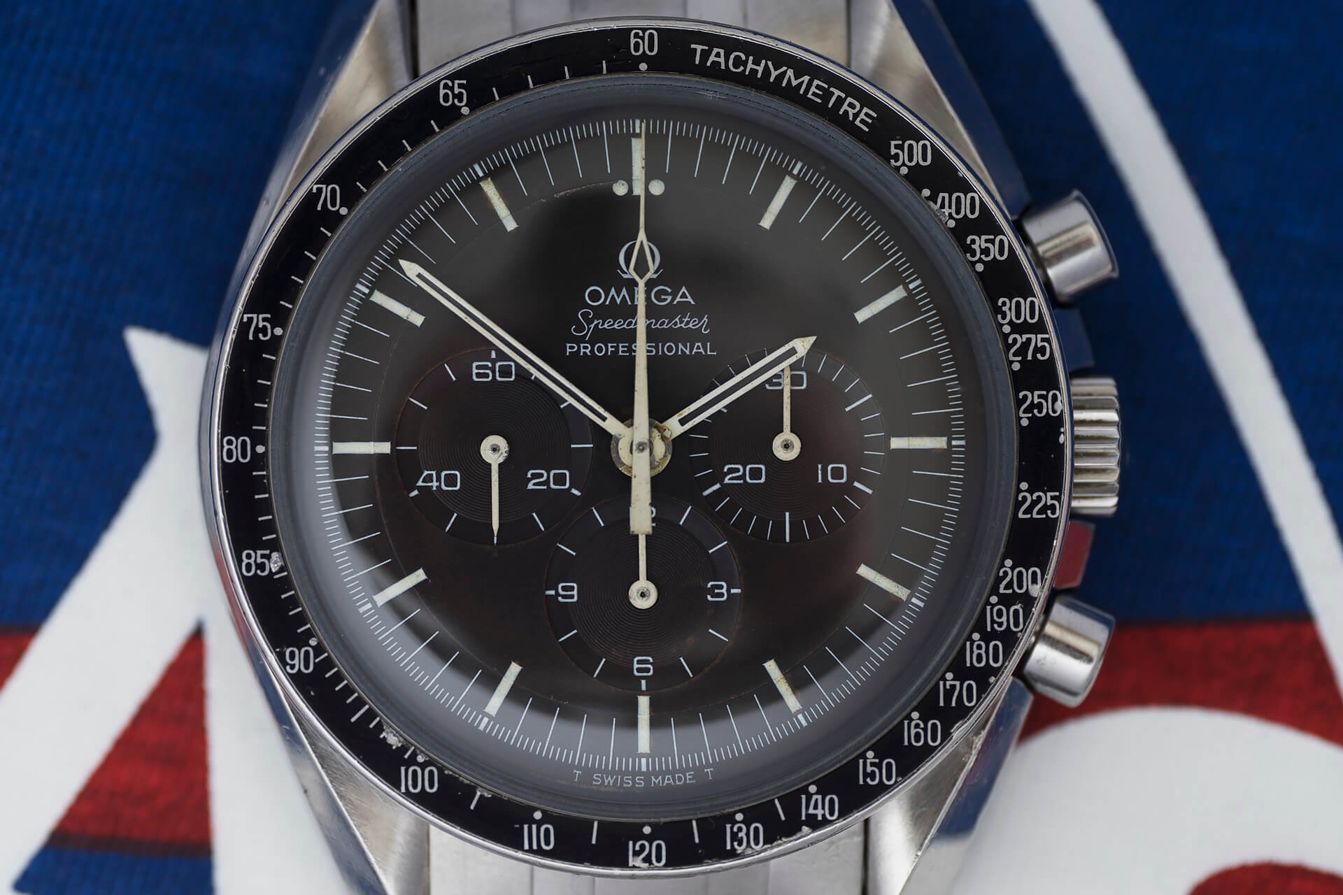 OMEGA SPEEDMASTER DARK TROPICAL + HOLZER