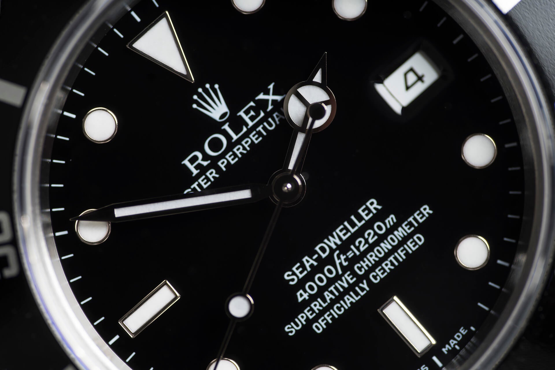 ROLEX SEA-DWELLER 16600