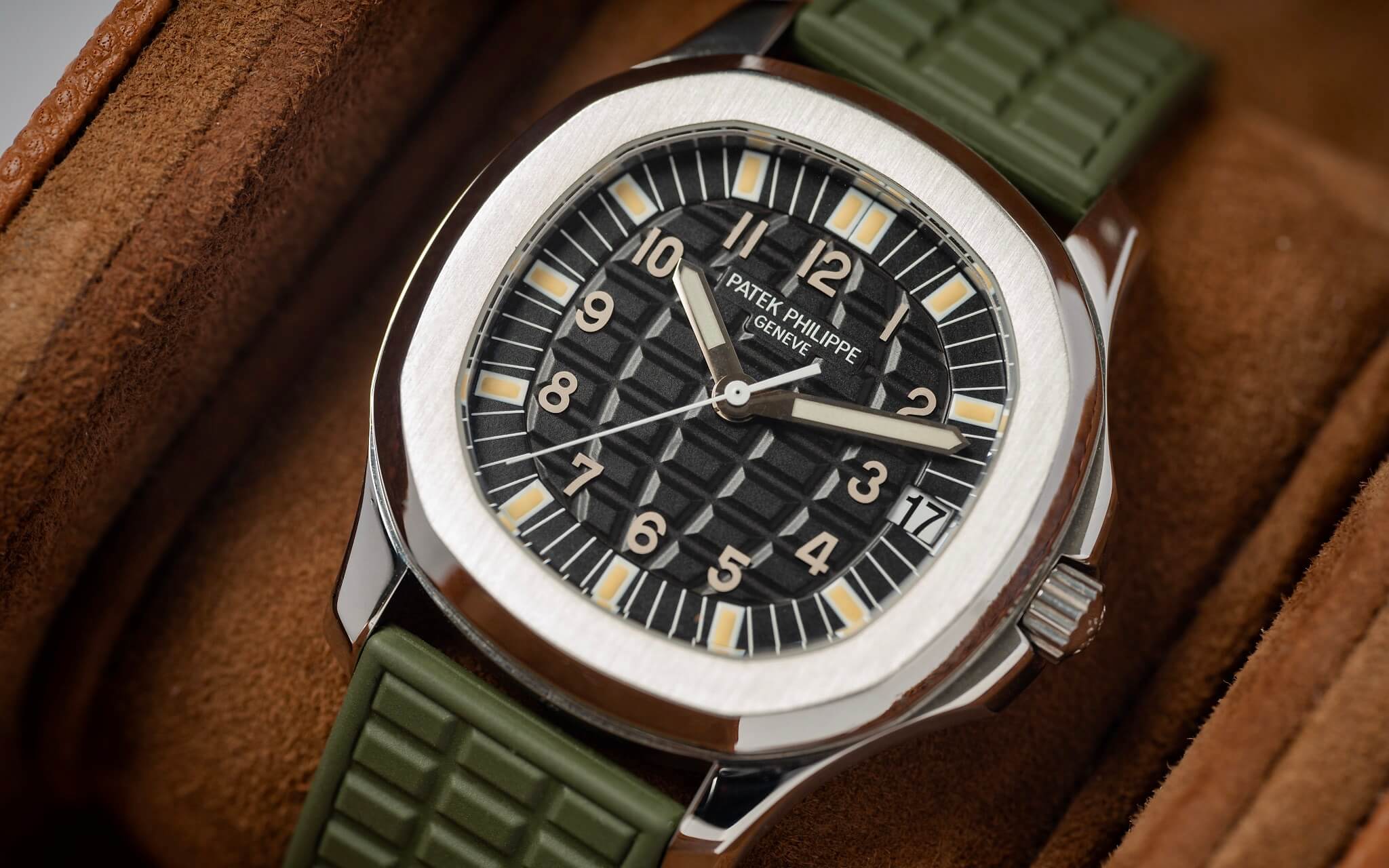 Patek Philippe Aquanaut 5065A/1 B&P
