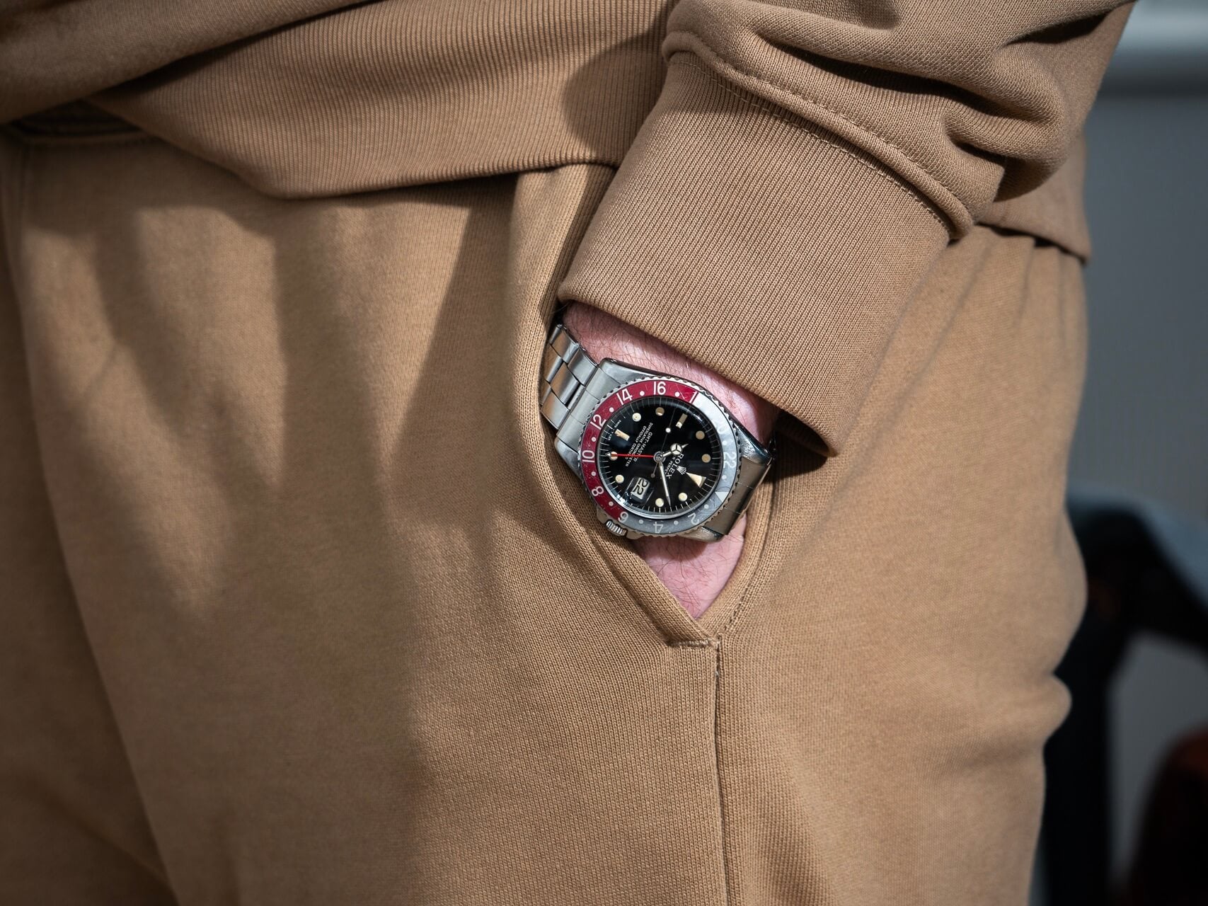 Rolex GMT-Master 1675, Gilt dial 'Pointed Crown Guards'