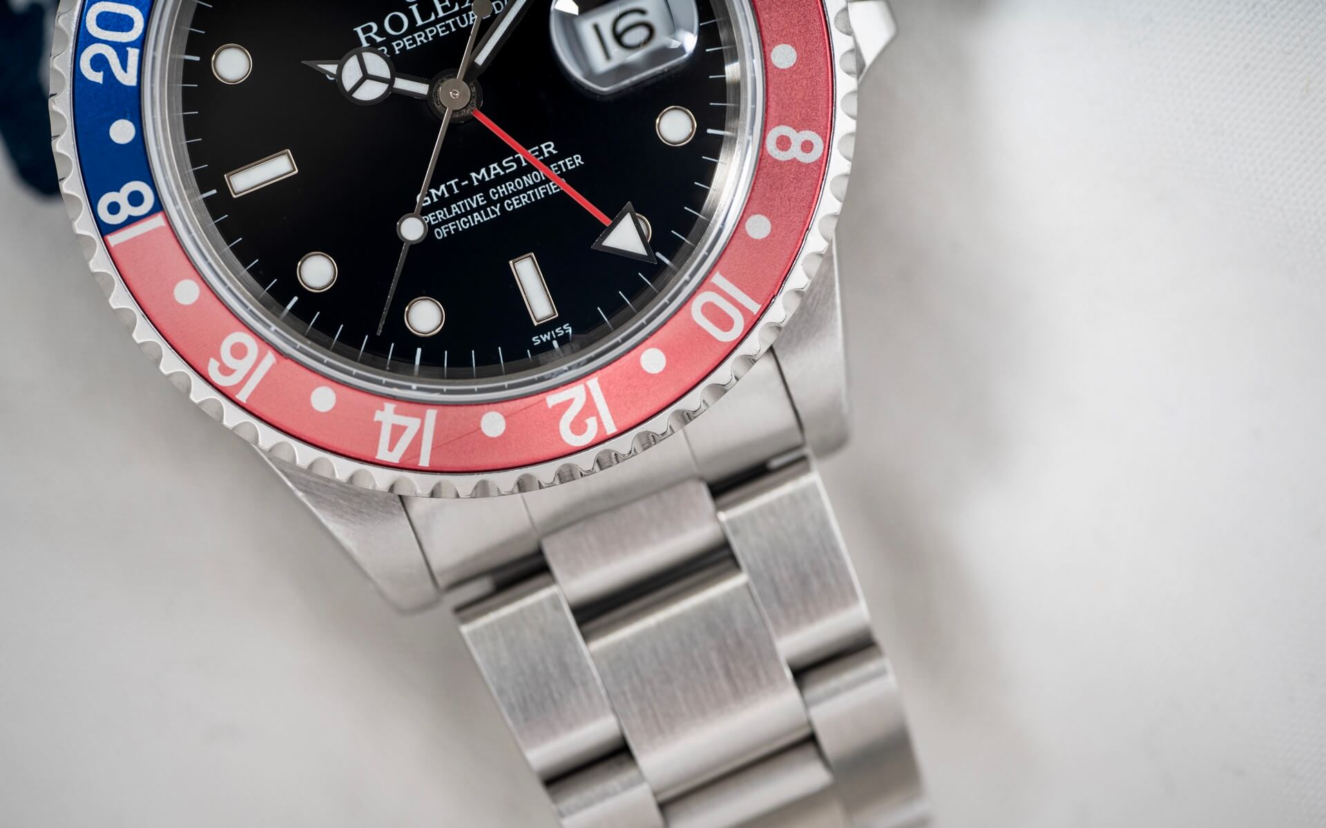 ROLEX GMT-MASTER 16700 'SWISS ONLY'
