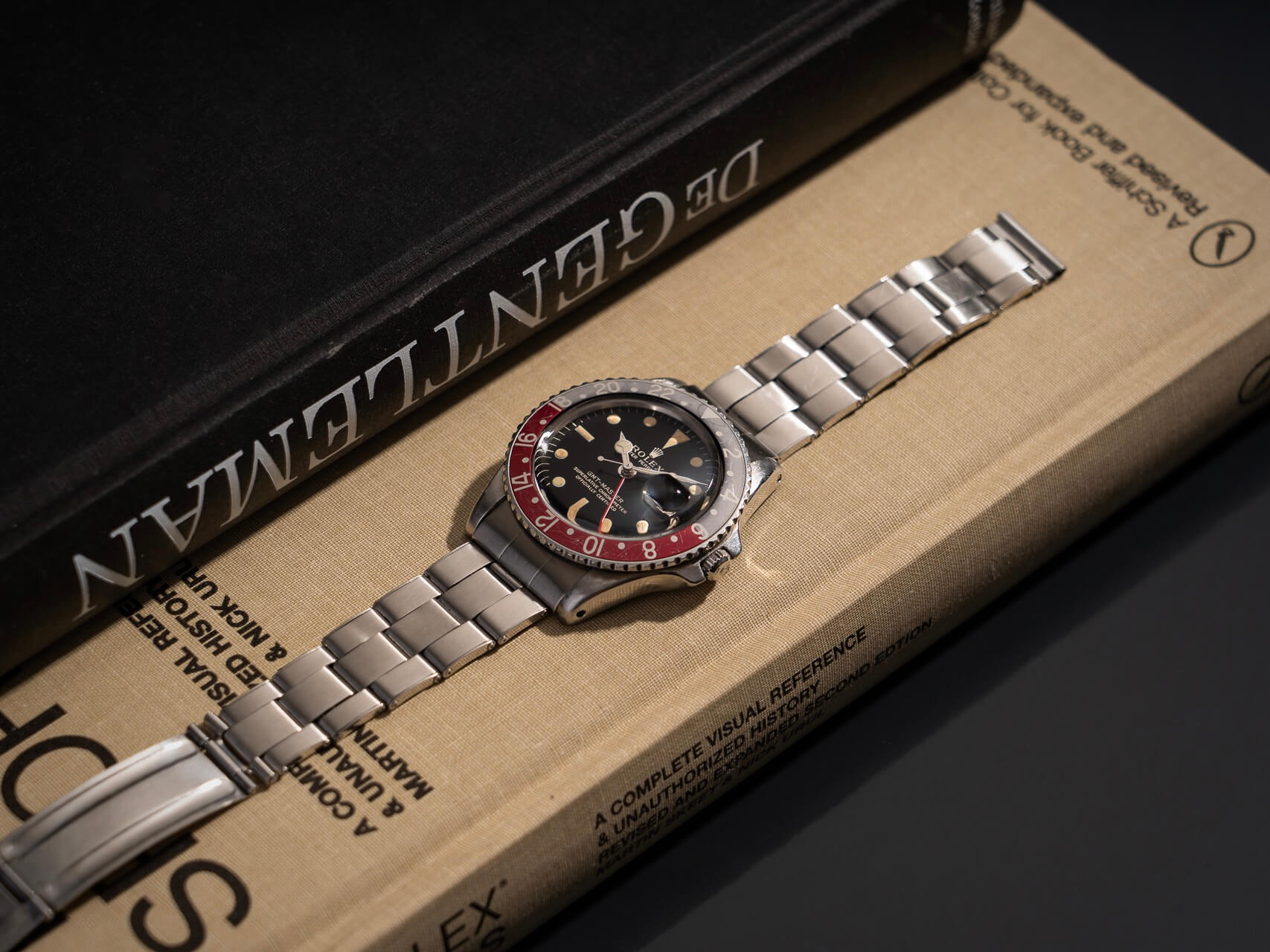 Rolex GMT-Master 1675, Gilt dial 'Pointed Crown Guards'