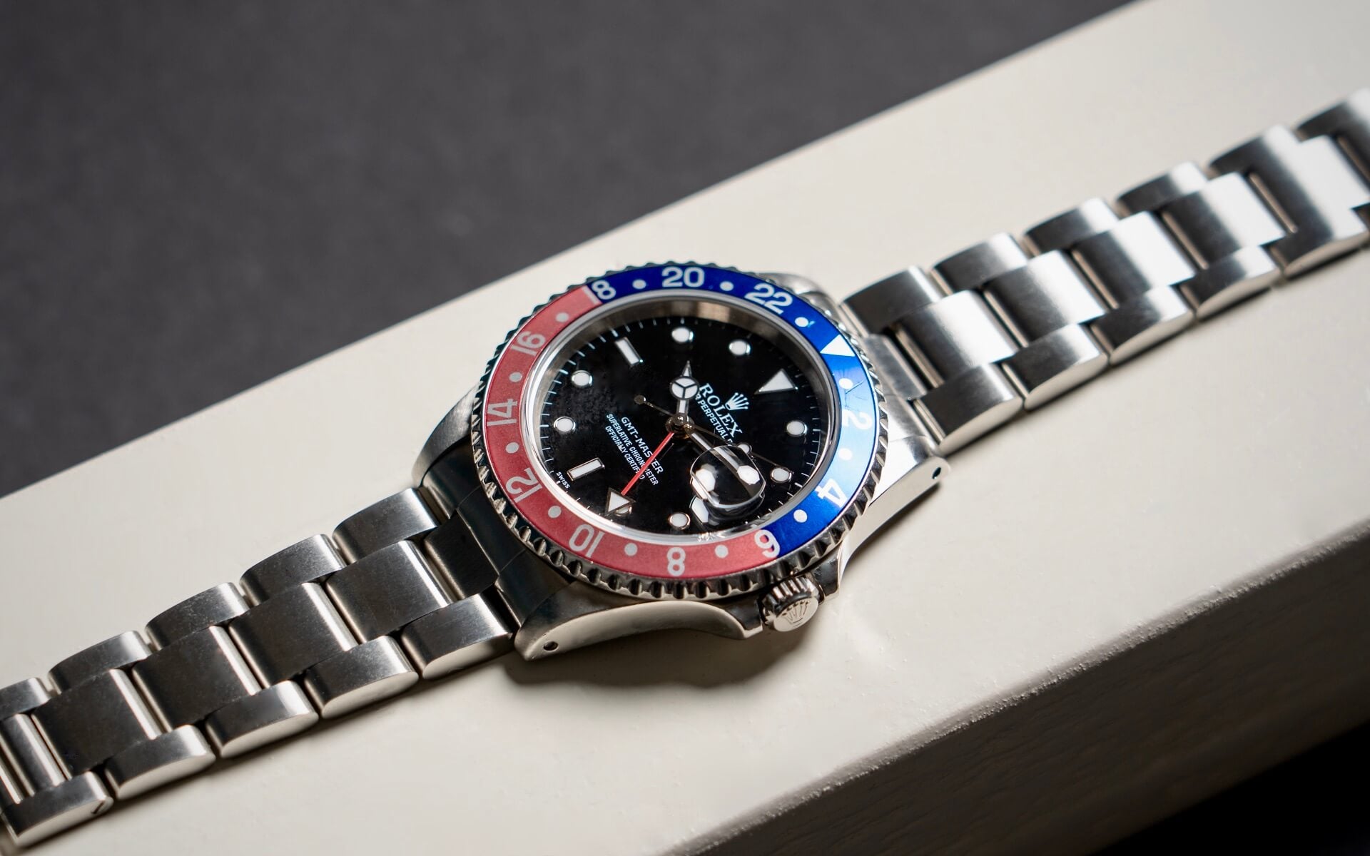 ROLEX GMT-MASTER 16700 'SWISS ONLY'