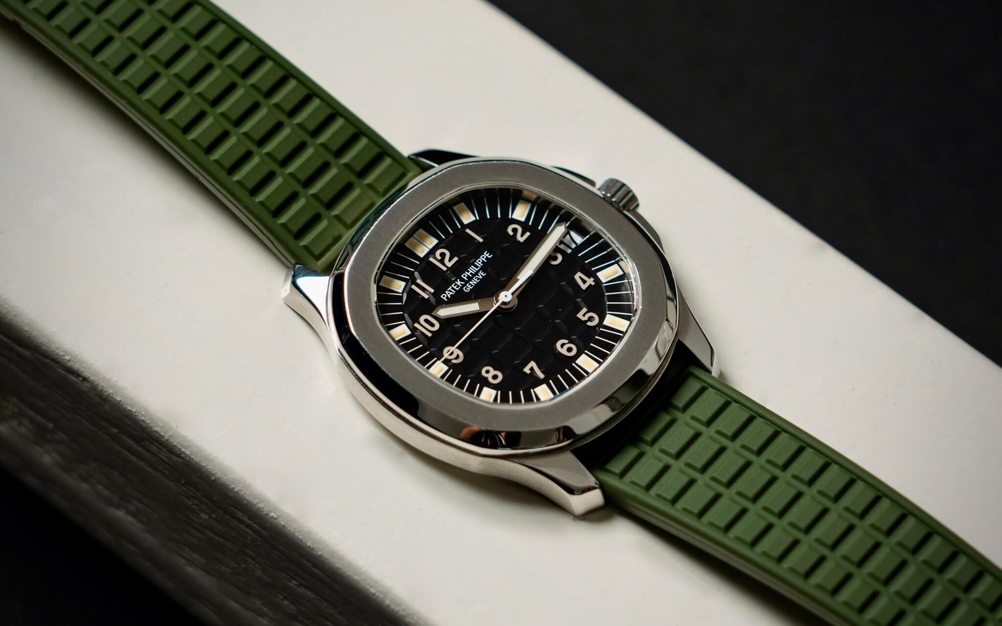 Patek Philippe Aquanaut 5065A/1 B&P