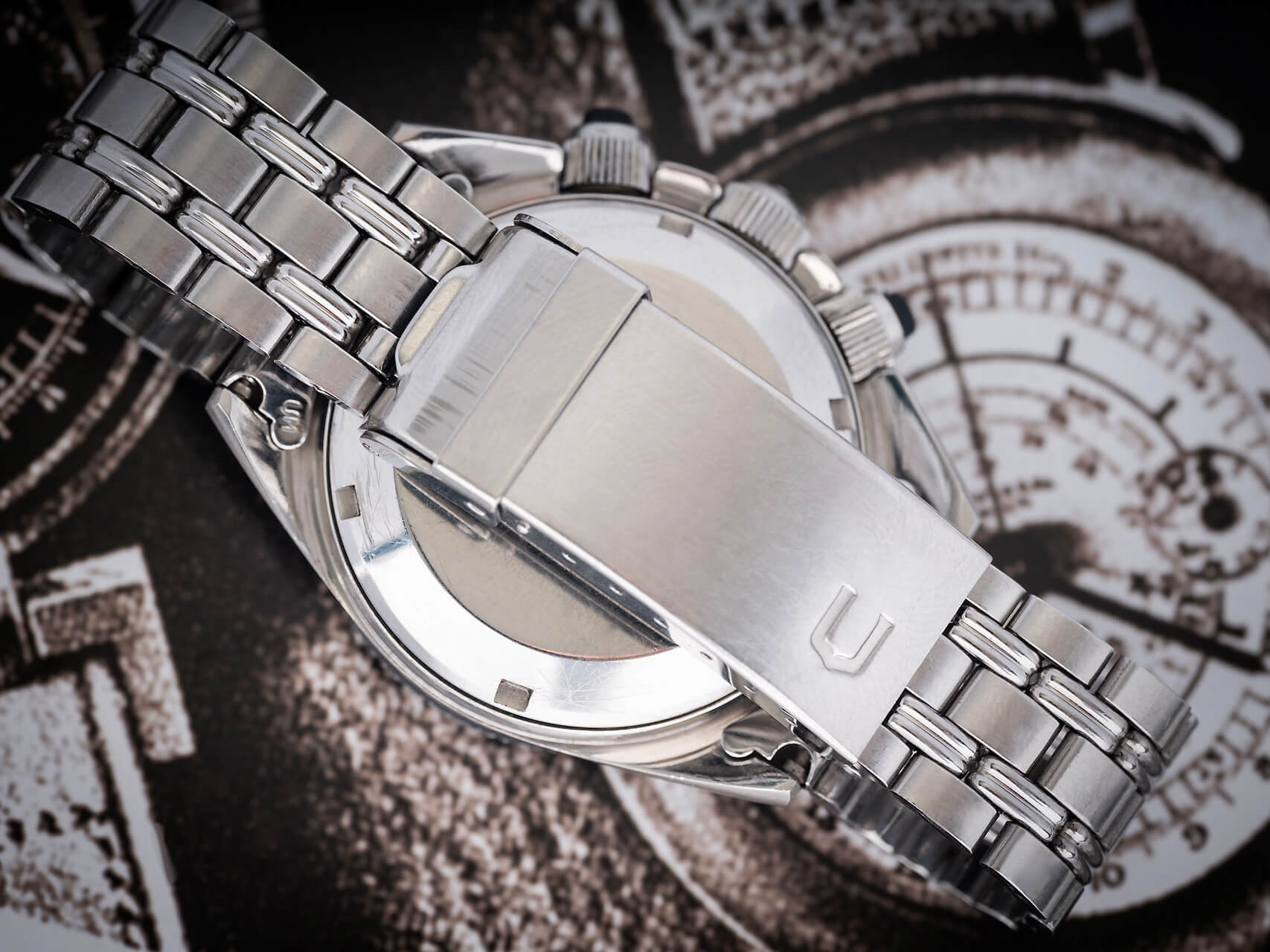 Universal Geneve Space Compax reference 885104/01 B&P