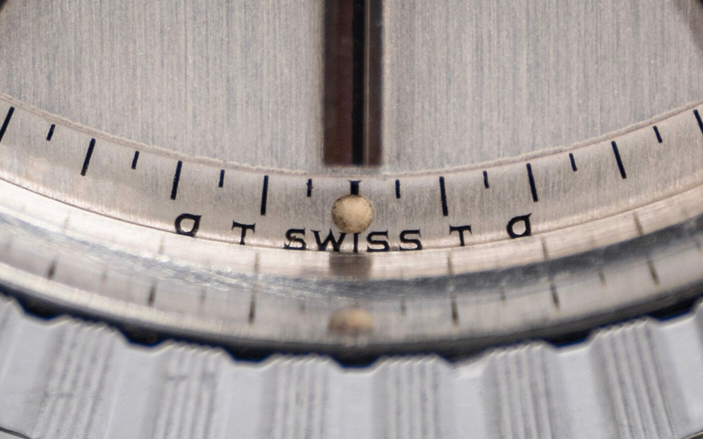 ROLEX DATEJUST 1603 ‘VERTICAL BRUSHED’ SIGMA DIAL