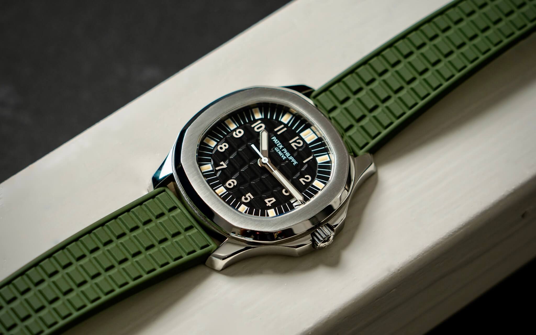 Patek Philippe Aquanaut 5065A/1 B&P