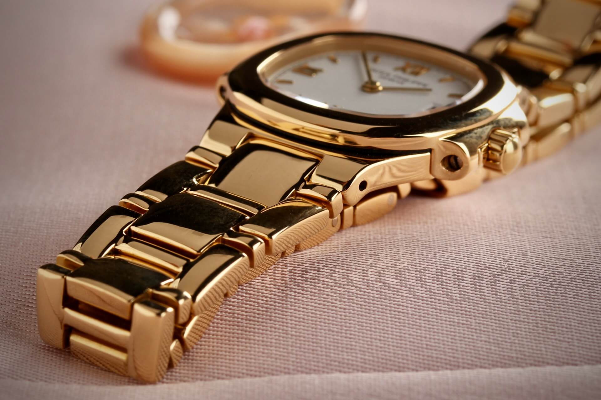Patek Philippe Nautilus 4700J B&P