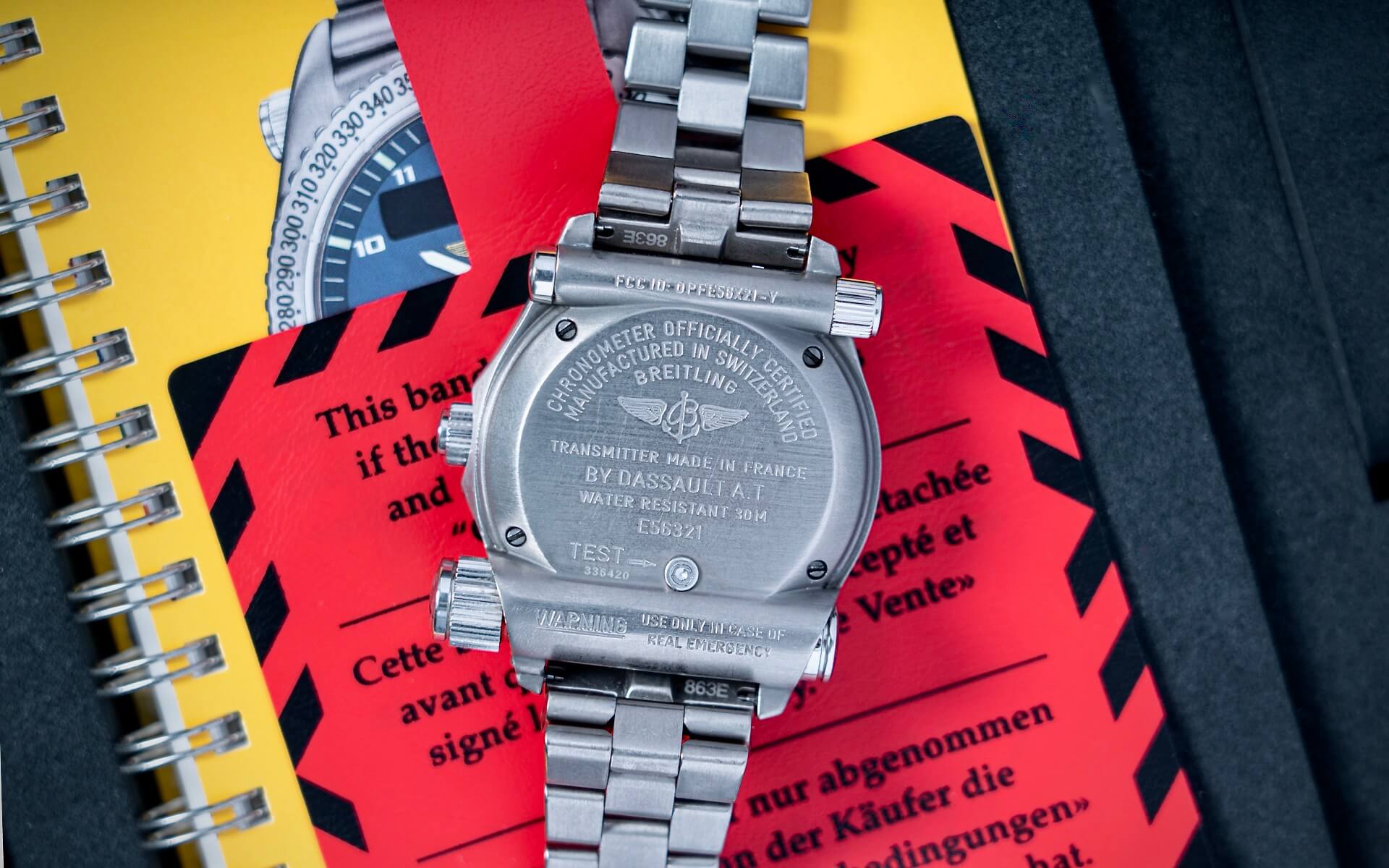 BREITLING EMERGENCY E56321 Full Set