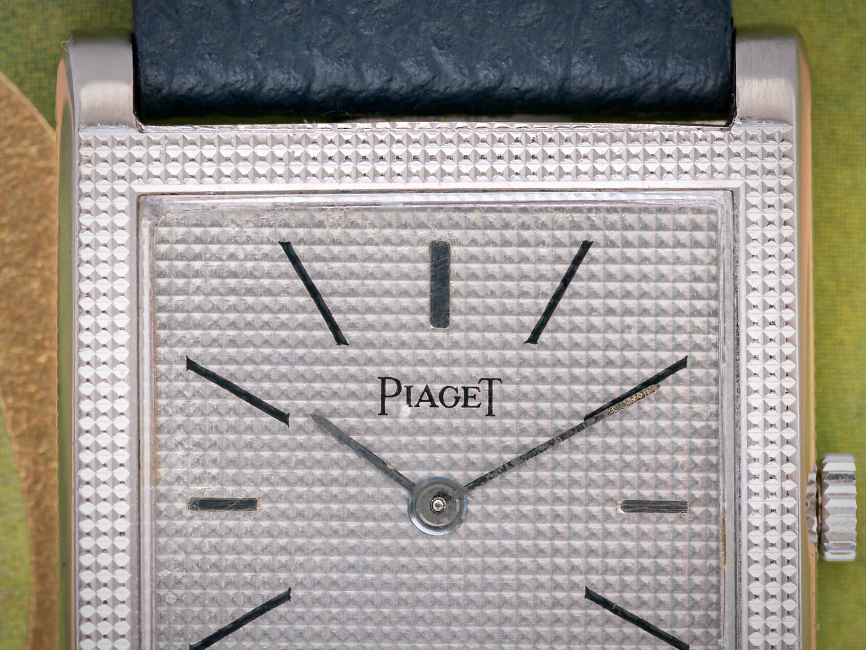 Piaget reference 908-4c 'Clous de Paris'