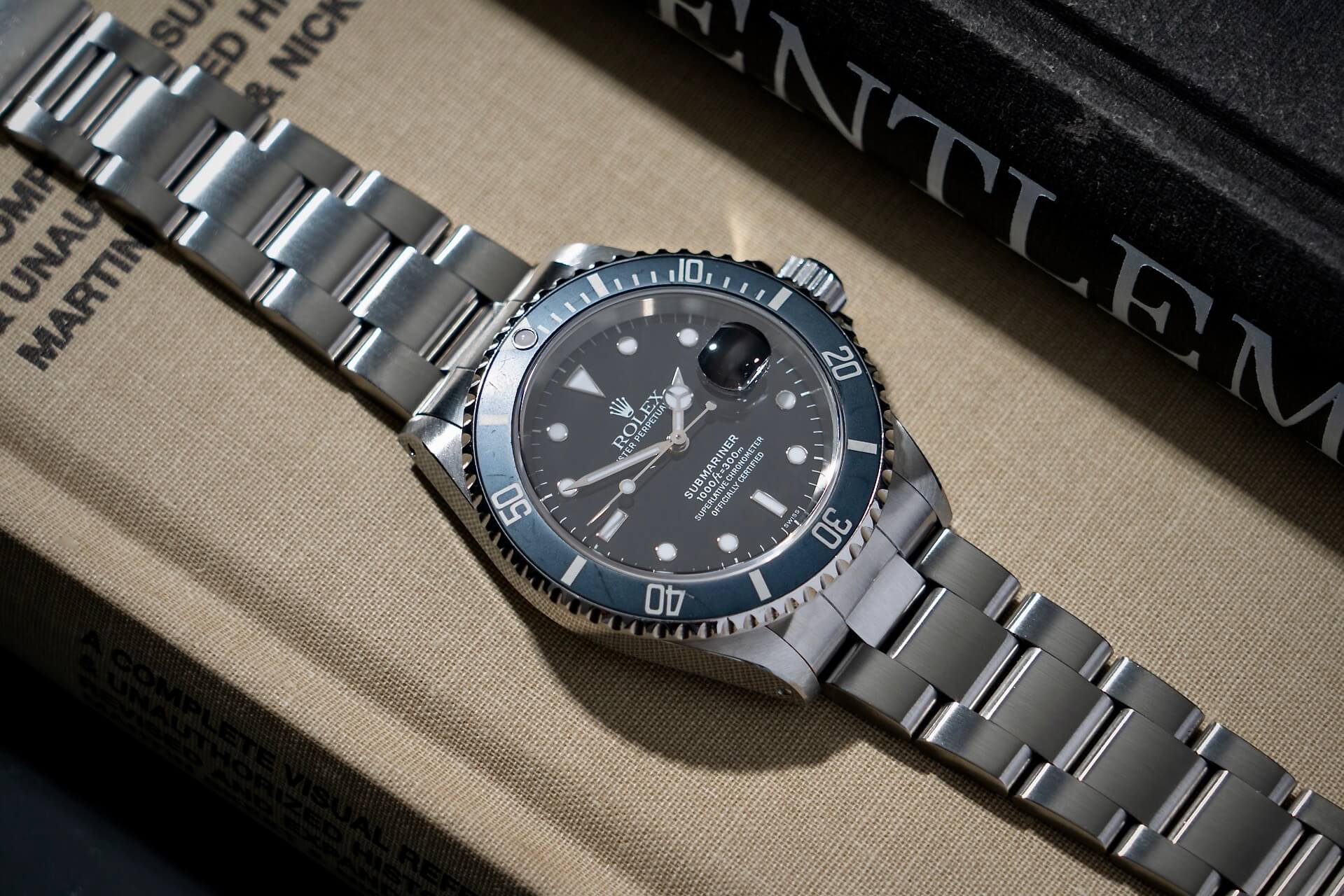 Rolex Submariner Date 16610 'Swiss Only' B&P