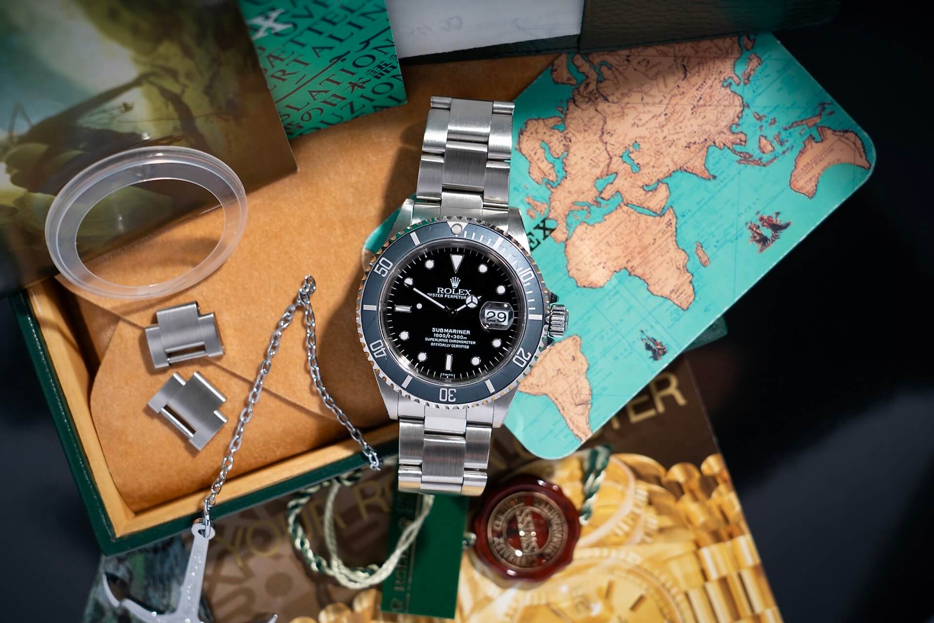 Rolex Submariner Date 16610 'Swiss Only' B&P
