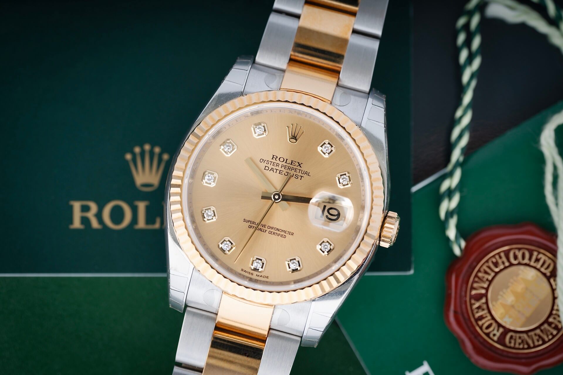 Rolex Datejust 116233 B&P NOS Condition