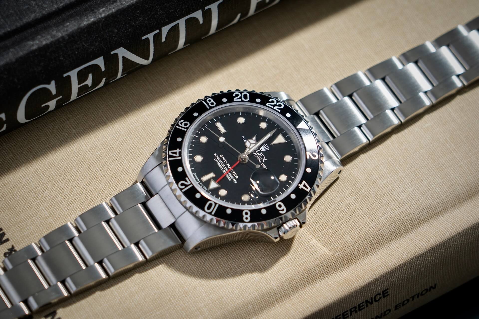Rolex GMT-Master 16700