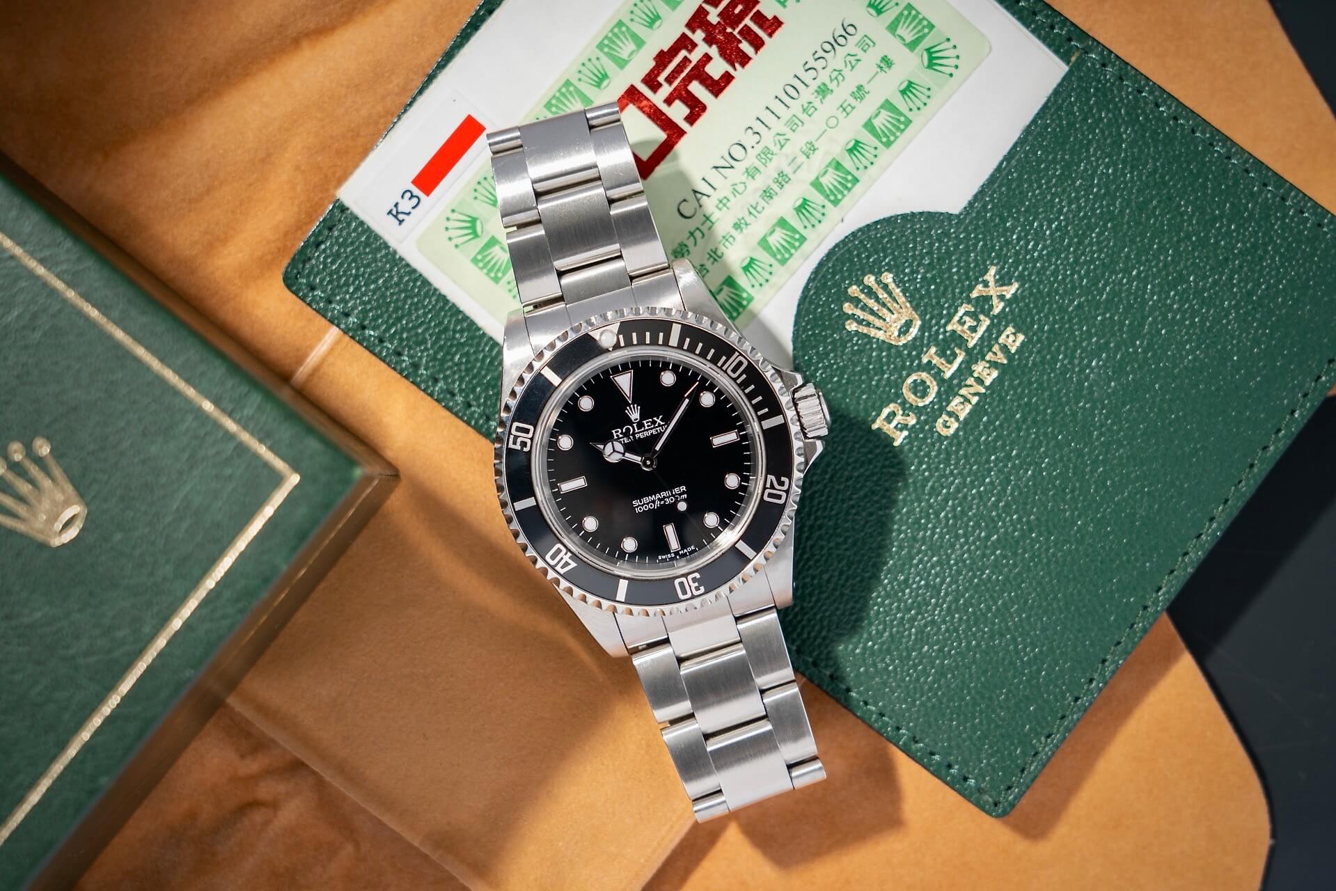 Rolex Submariner No-Date 14060M B&P