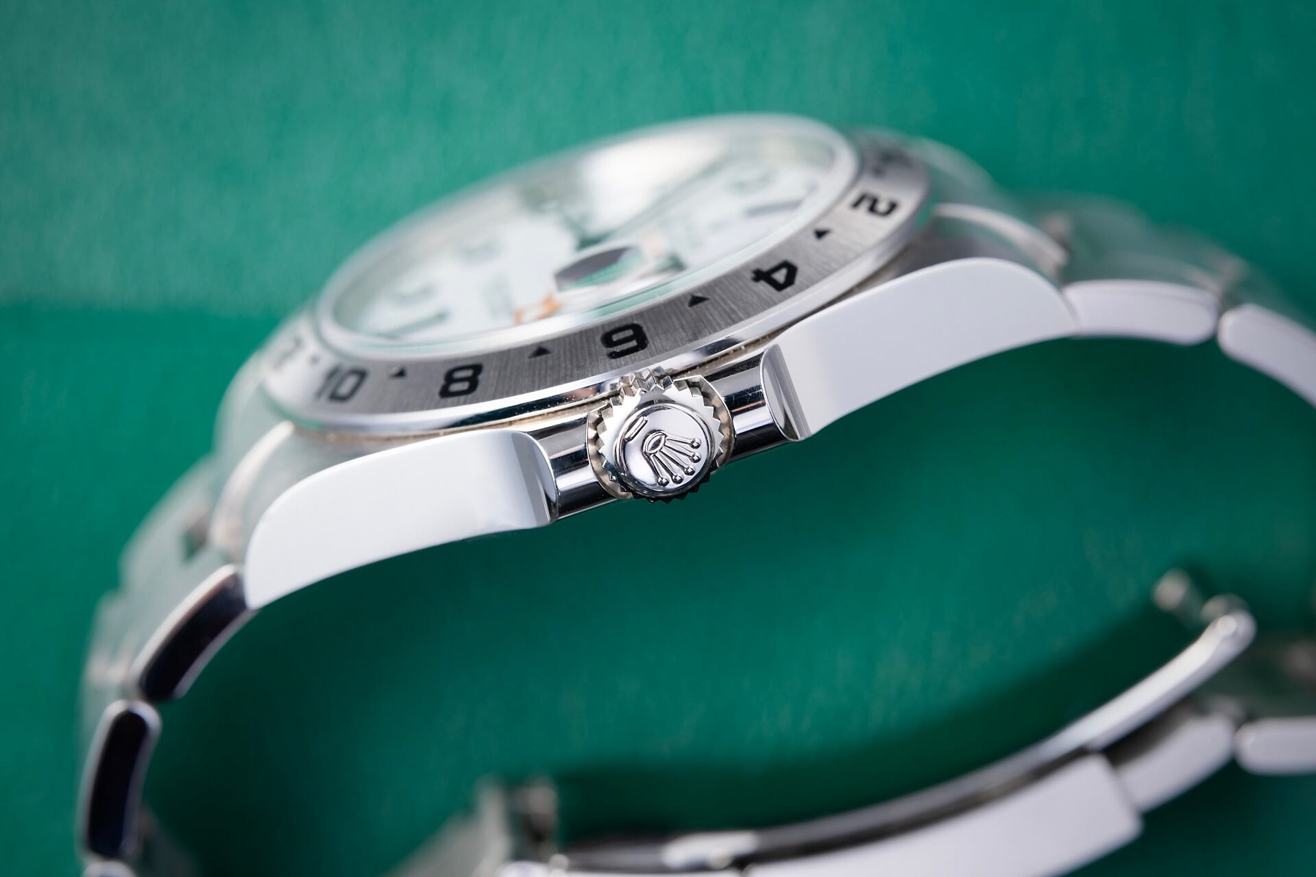 Rolex Explorer II 226570 B&P