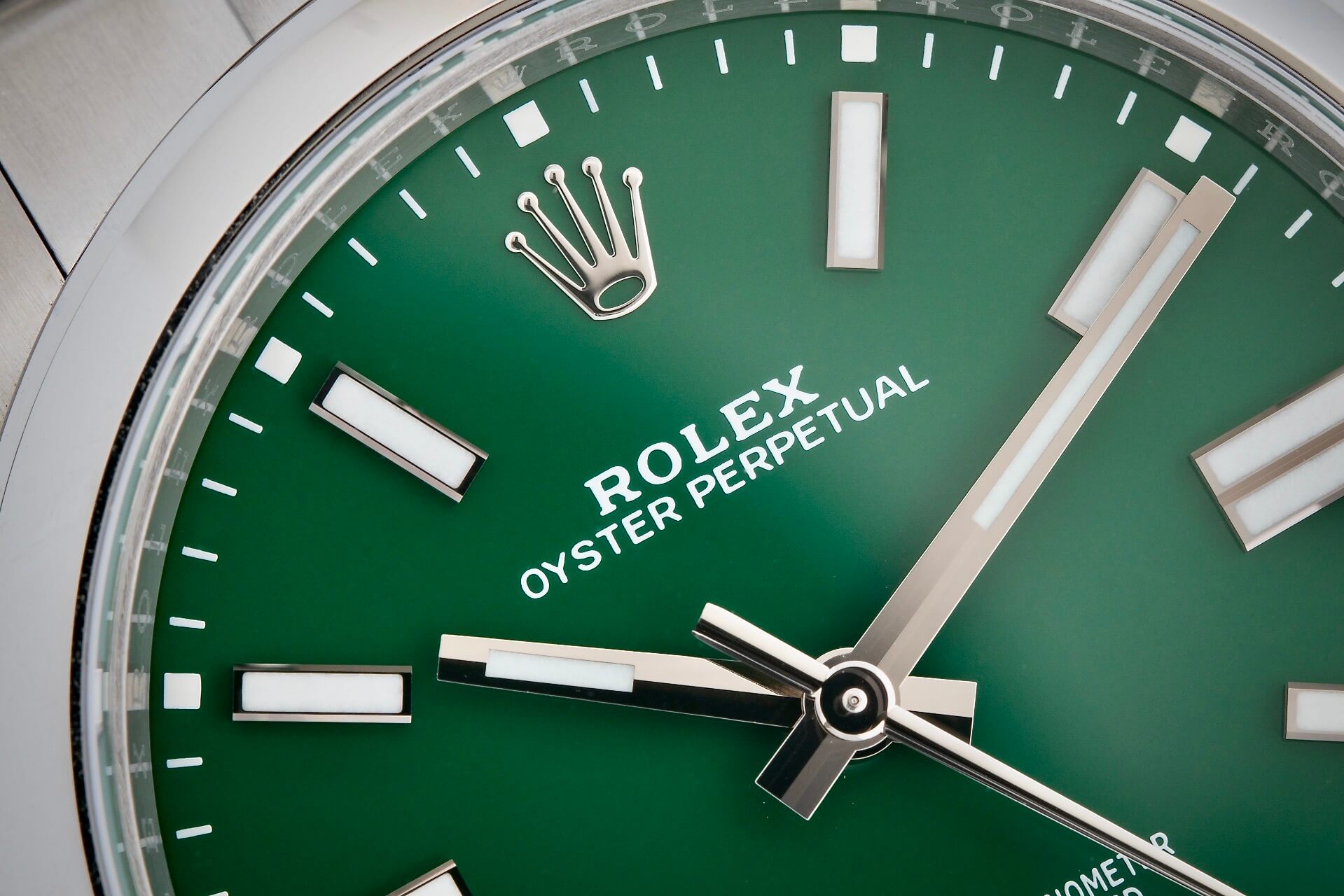 Rolex Oyster Precision 124300