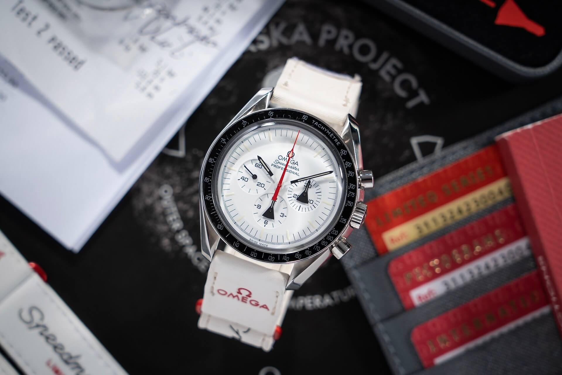 Omega Speedmaster Moonwatch 'Alaska' Collectors set B&P