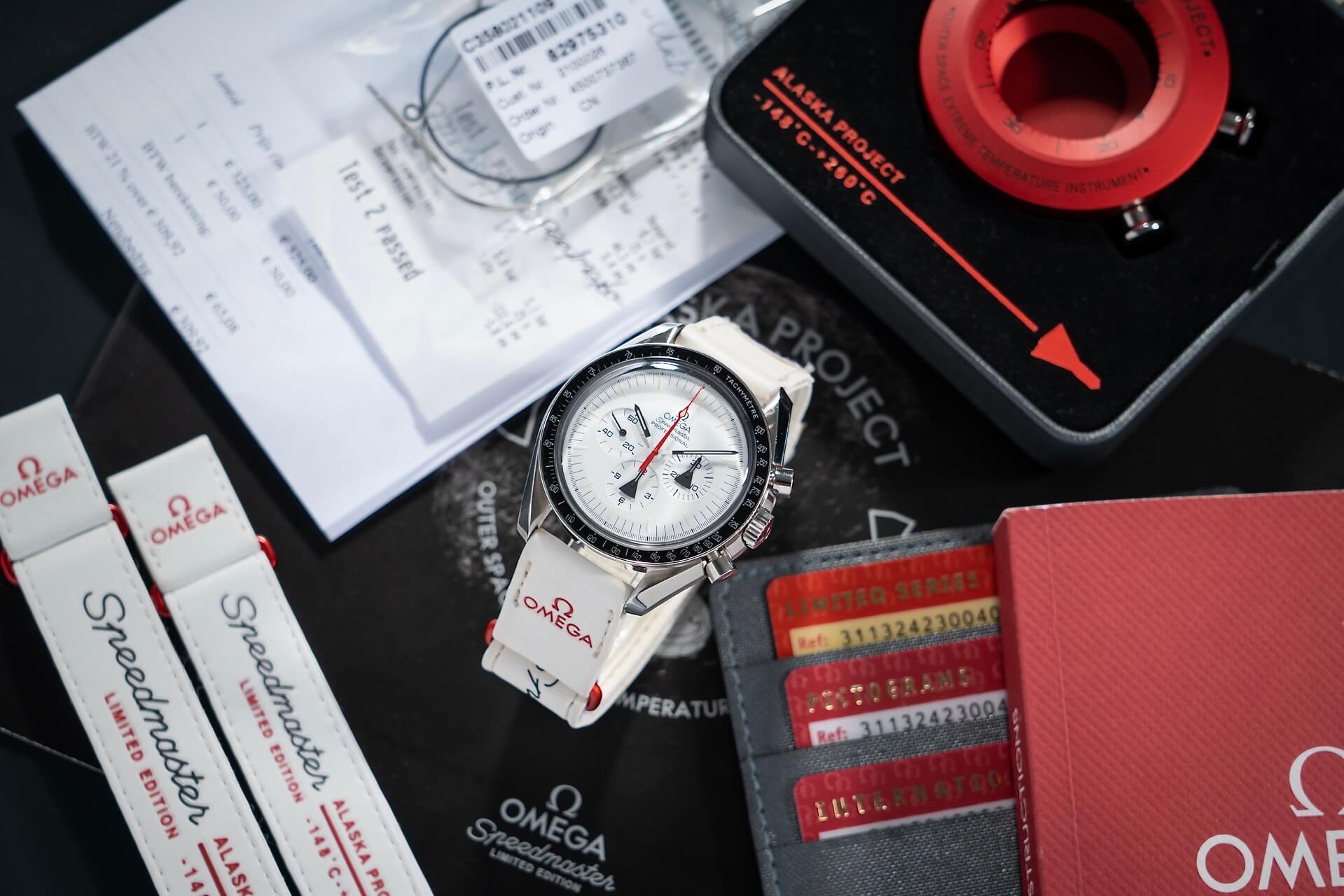 Omega Speedmaster Moonwatch 'Alaska' Collectors set B&P
