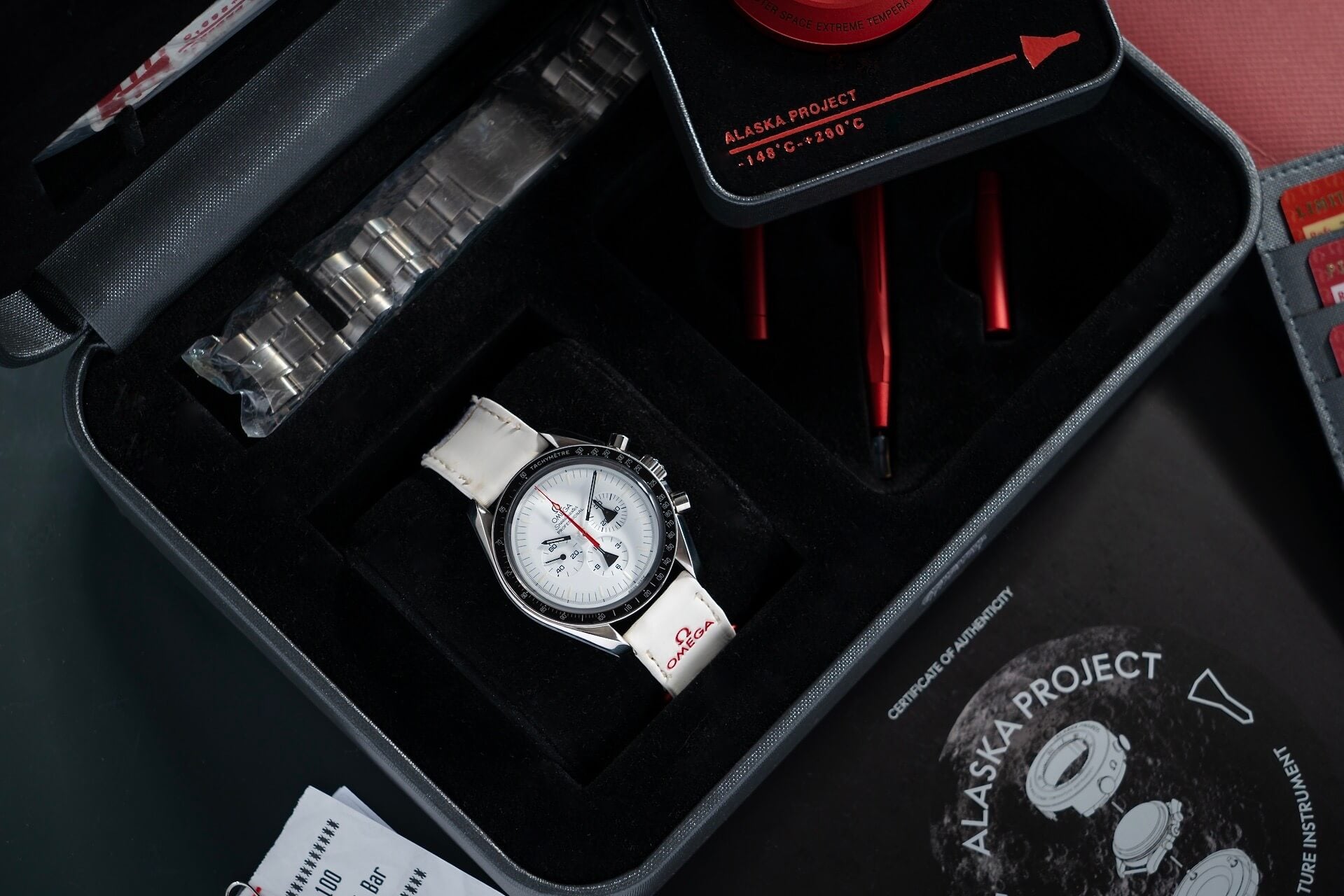 Omega Speedmaster Moonwatch 'Alaska' Collectors set B&P