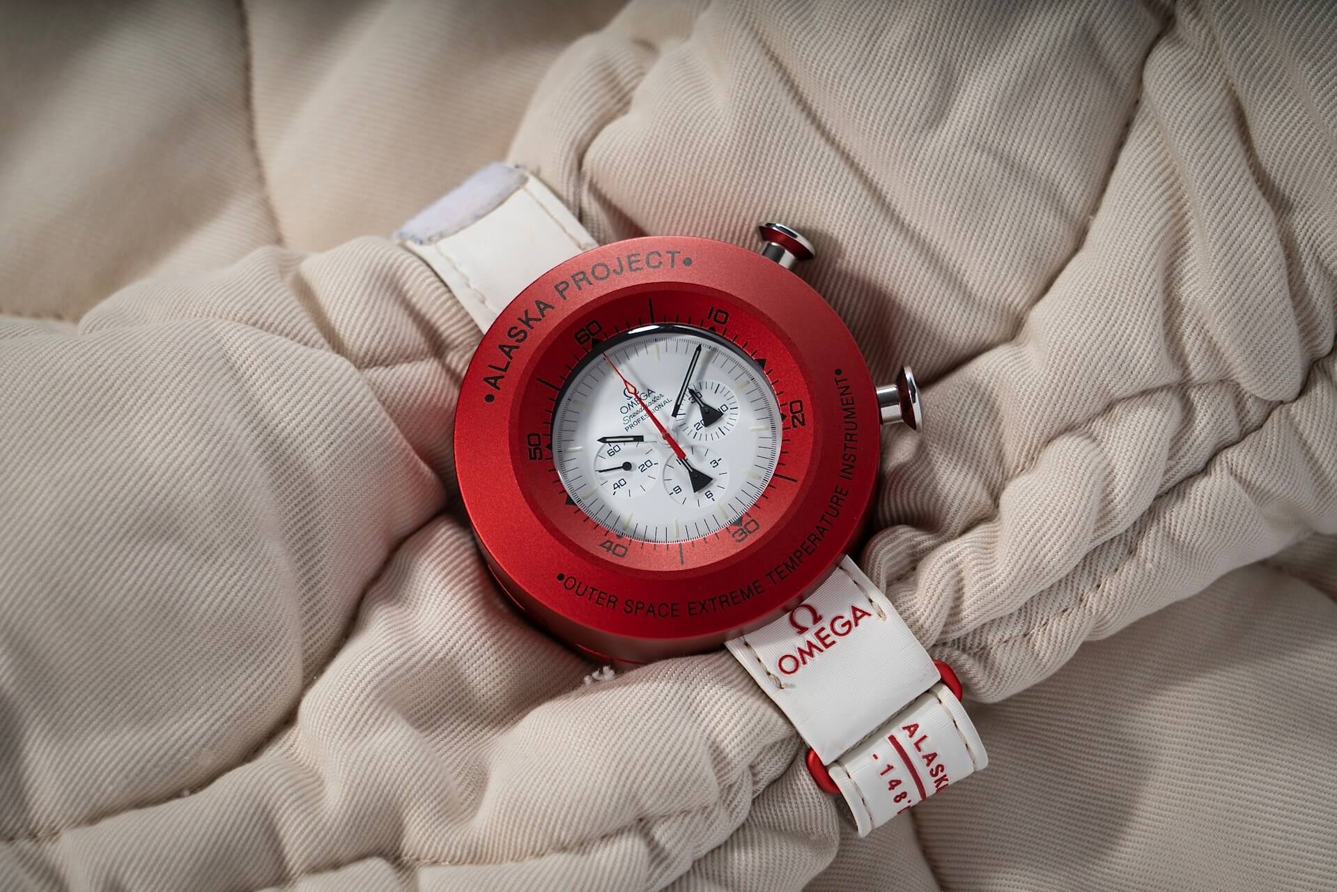 Omega Speedmaster Moonwatch 'Alaska' Collectors set B&P