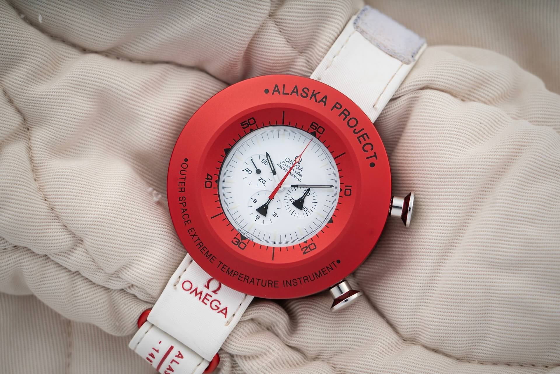 Omega Speedmaster Moonwatch 'Alaska' Collectors set B&P