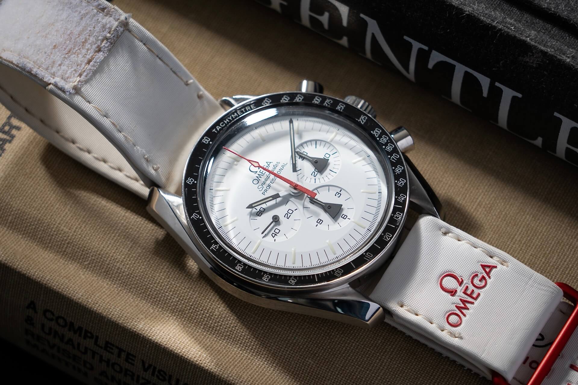 Omega Speedmaster Moonwatch 'Alaska' Collectors set B&P