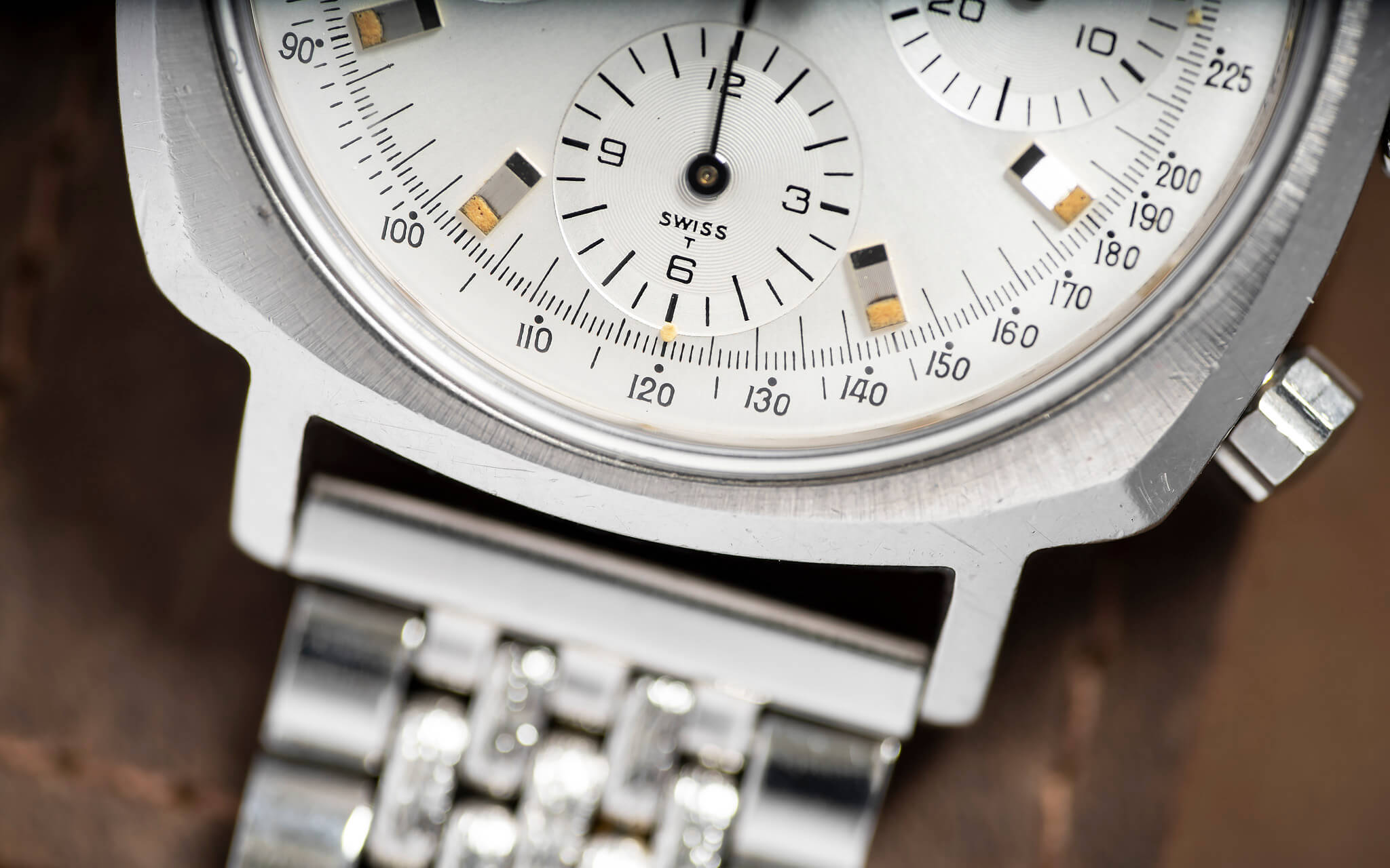 HEUER CAMARO VALJOUX 72