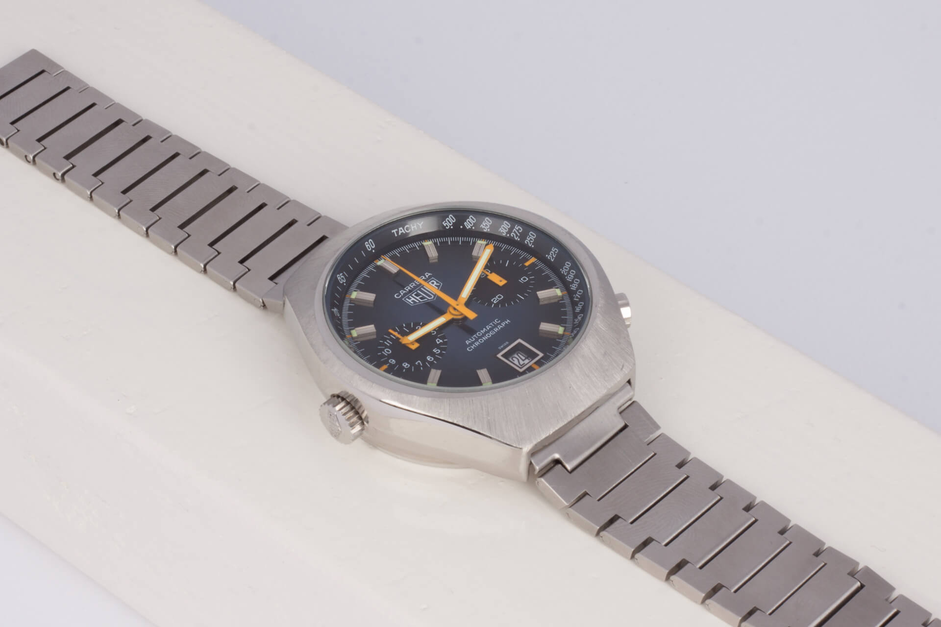 HEUER CARRERA CALIBER 12