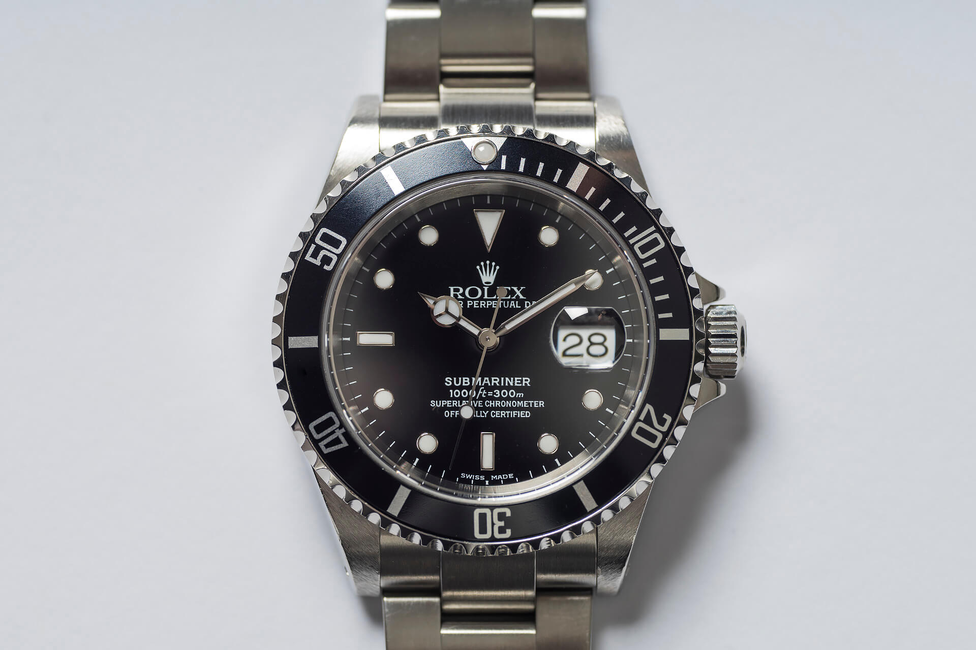ROLEX SUBMARINER 16610 PINHOLES