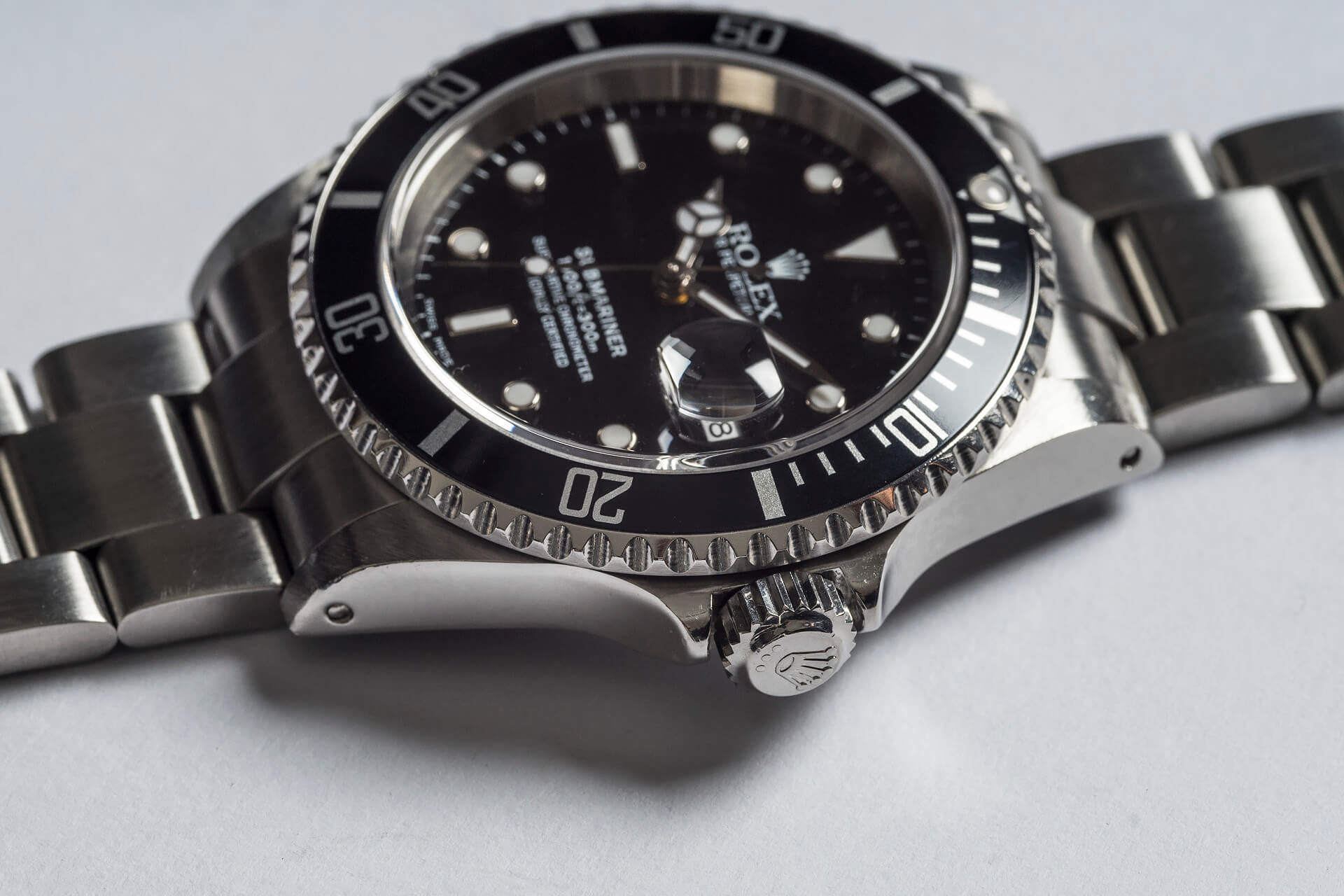 ROLEX SUBMARINER 16610 PINHOLES