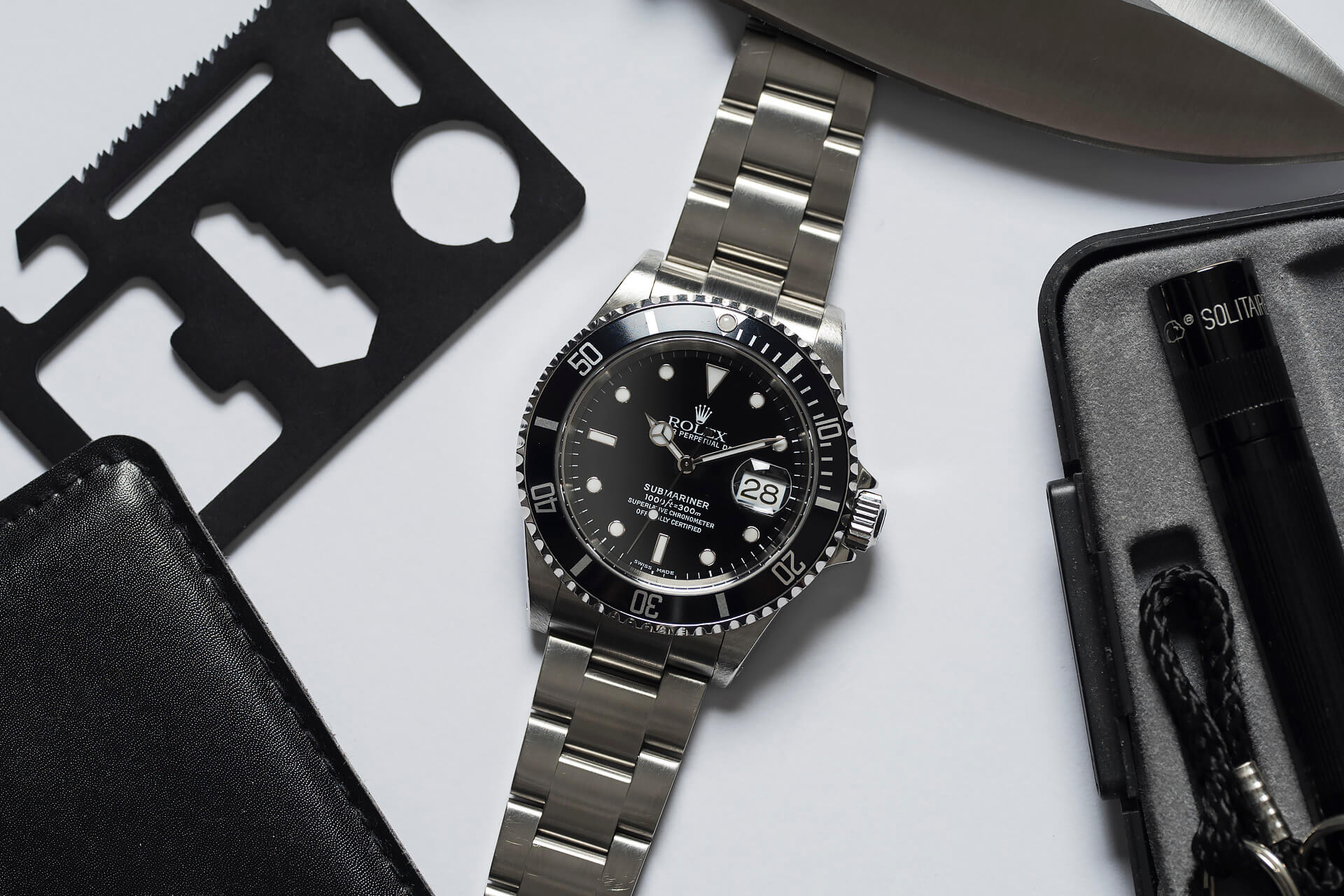 ROLEX SUBMARINER 16610 PINHOLES