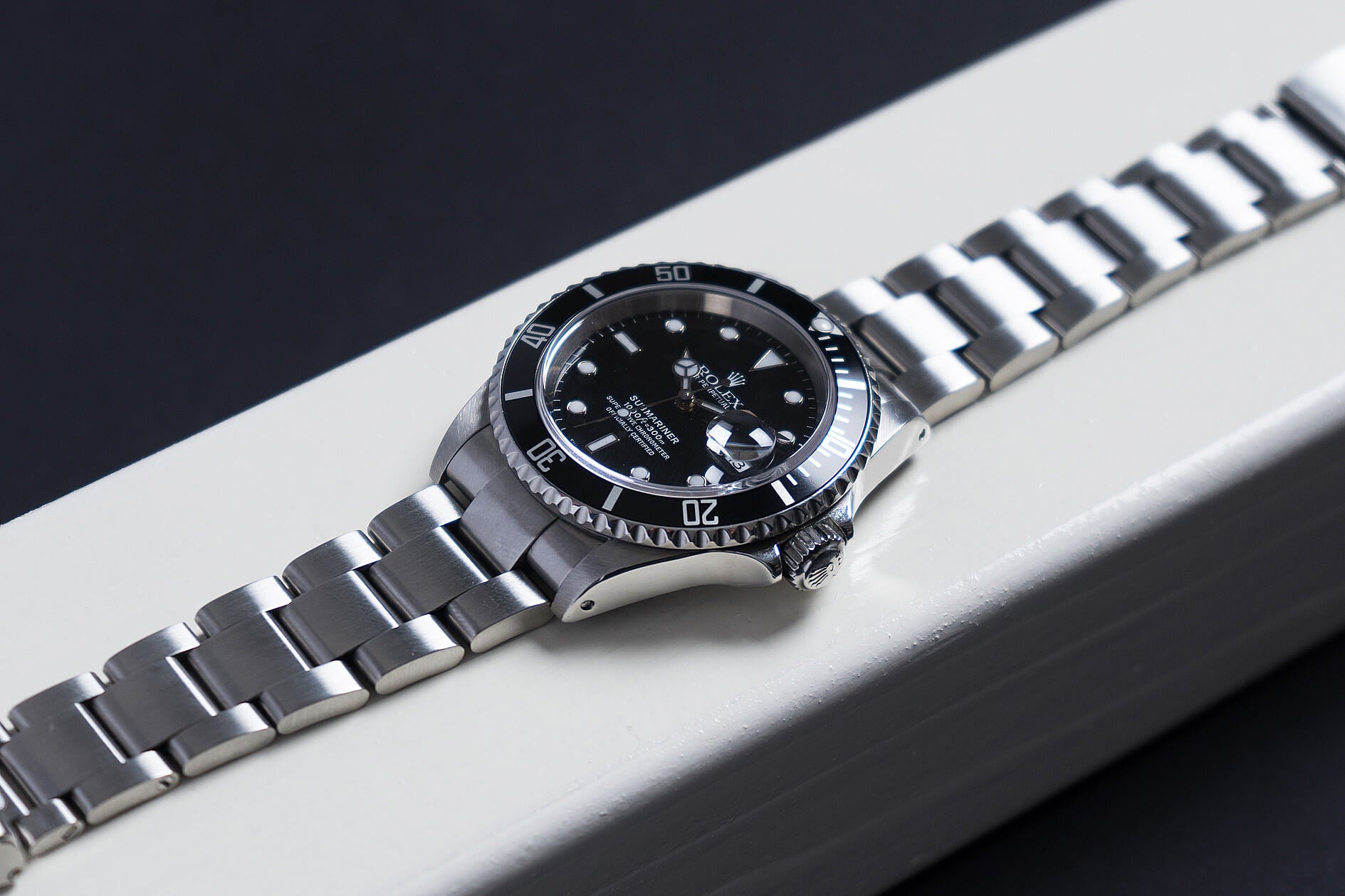 Rolex Submariner Date 16610 B&P