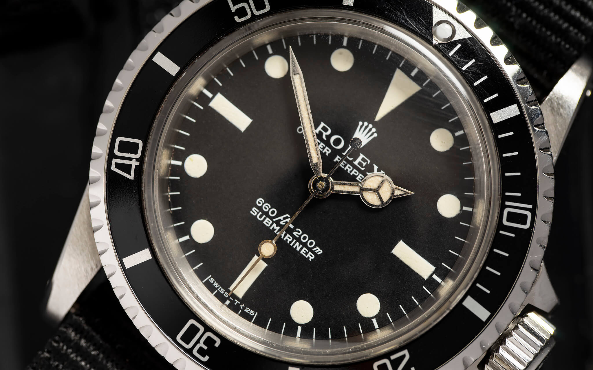 ROLEX 5513 SUBMARINER NON-SERIF DIAL