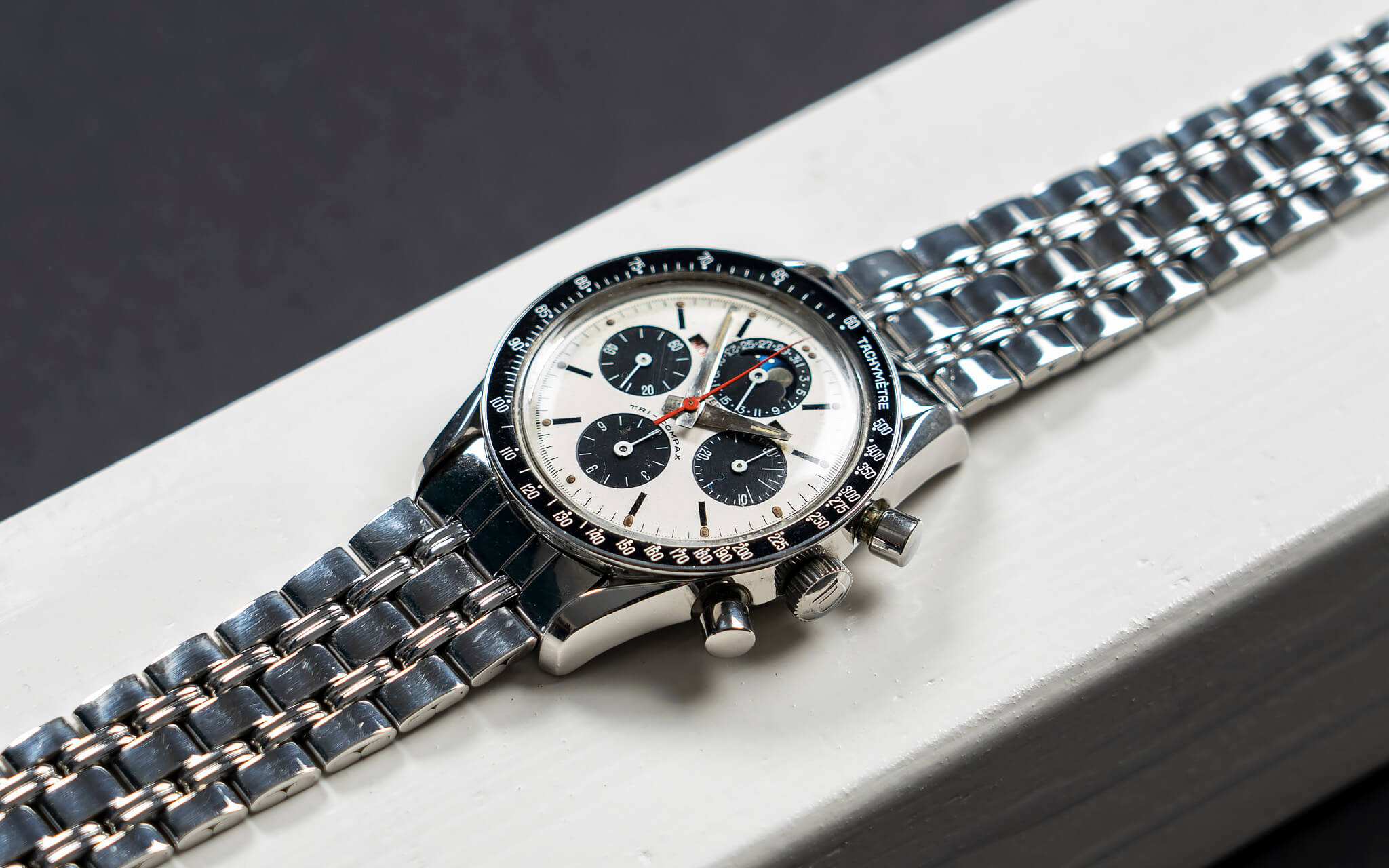 UNIVERSAL GENEVE TRI-COMPAX ‘ERIC CLAPTON’