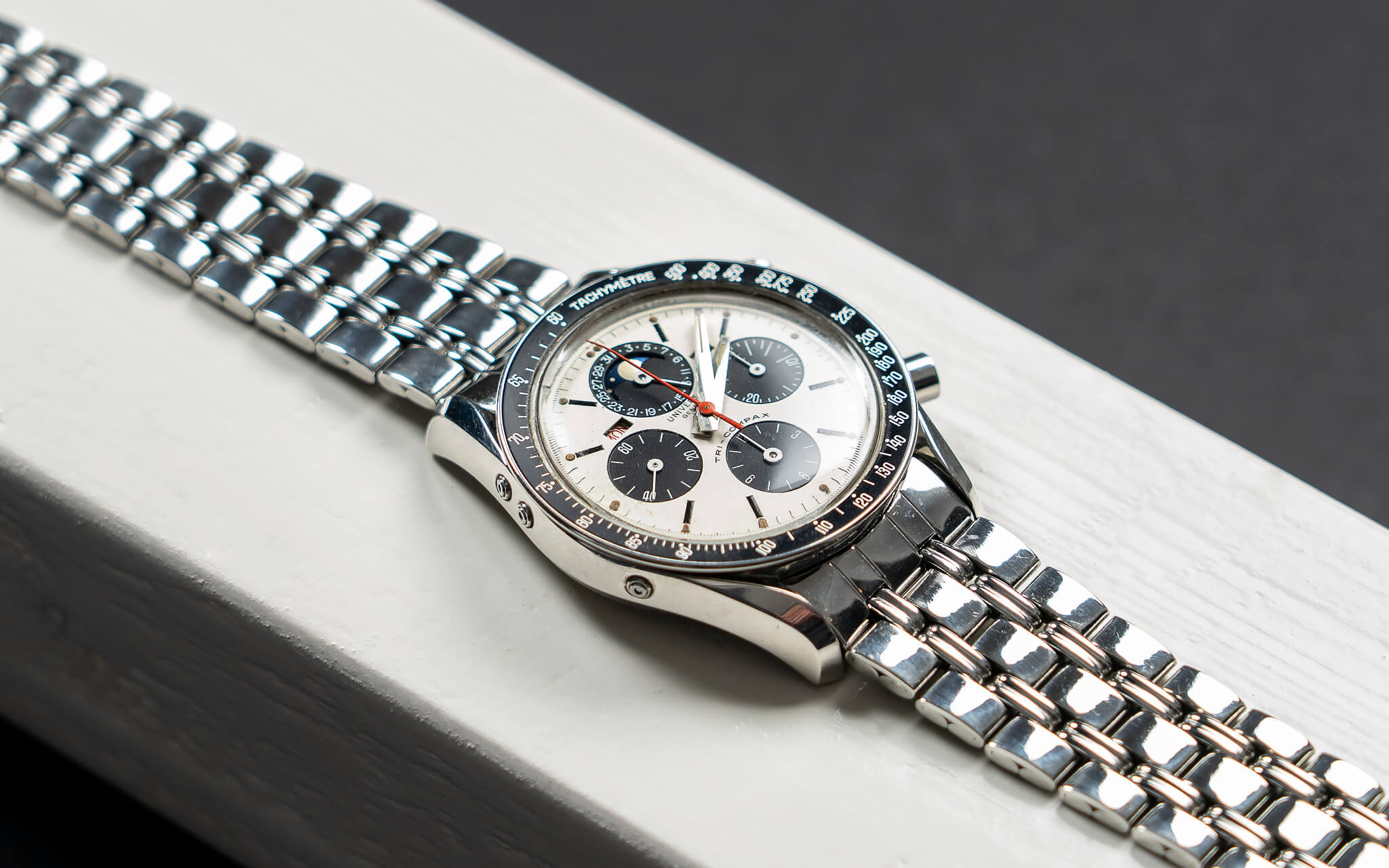UNIVERSAL GENEVE TRI-COMPAX ‘ERIC CLAPTON’